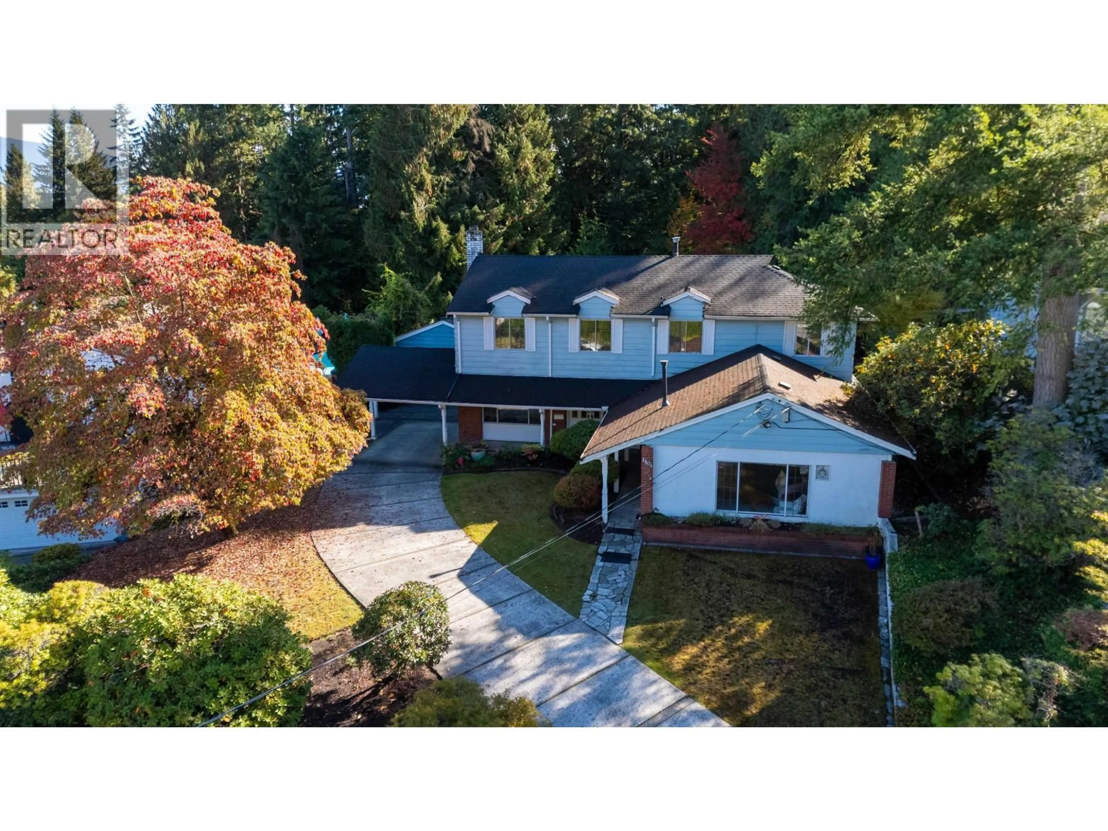 A pic from outside/outdoor area/front of a property/back of a property/a pic from drone, street for 1804 HARBOUR DRIVE, Coquitlam British Columbia V3J5W6