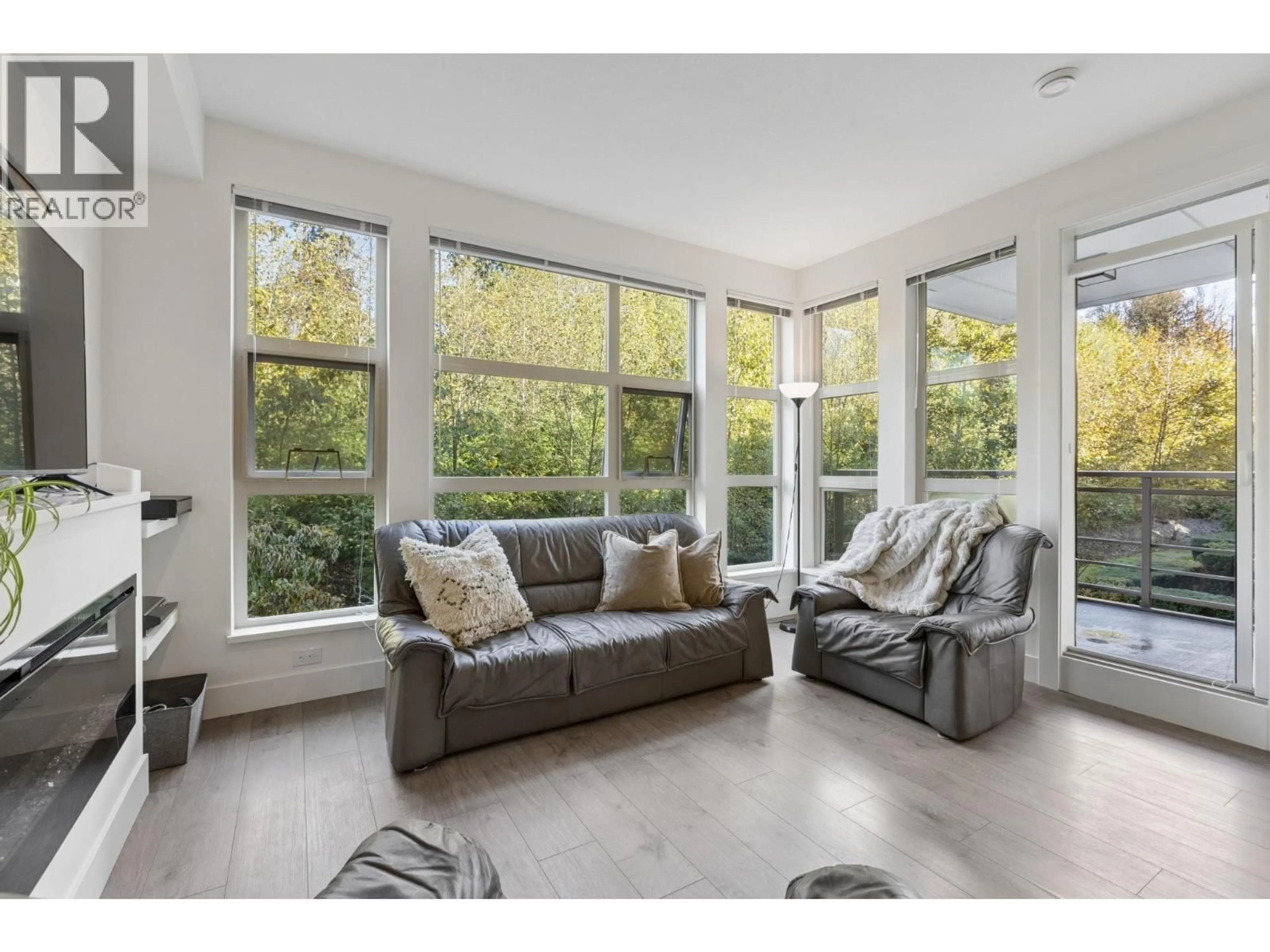 Living room with furniture, unknown for 318 - 3602 ALDERCREST DRIVE, North Vancouver British Columbia V7G0A2