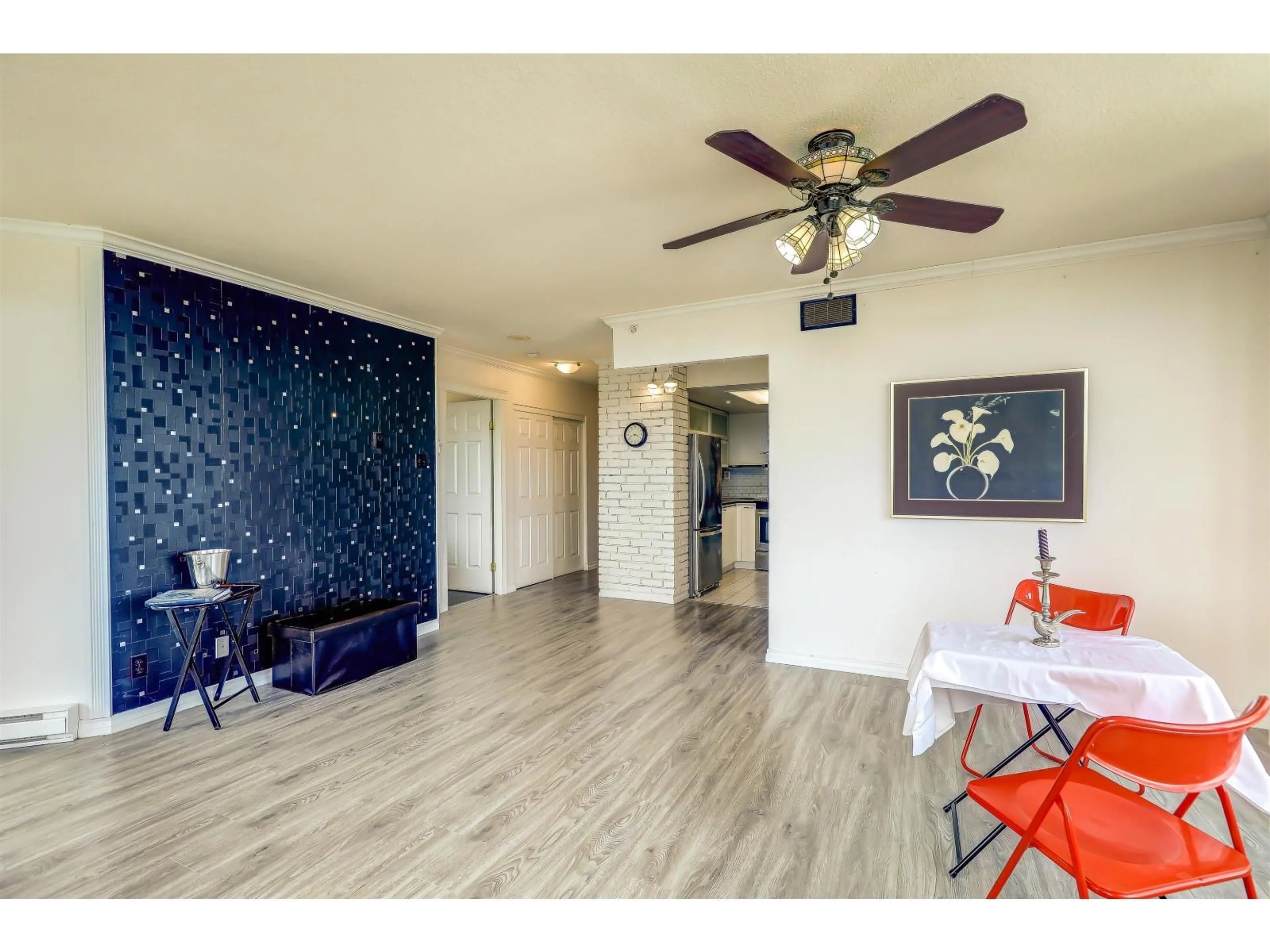 A pic of a room for 808 - 10082 148 STREET, Surrey British Columbia V3R0S3