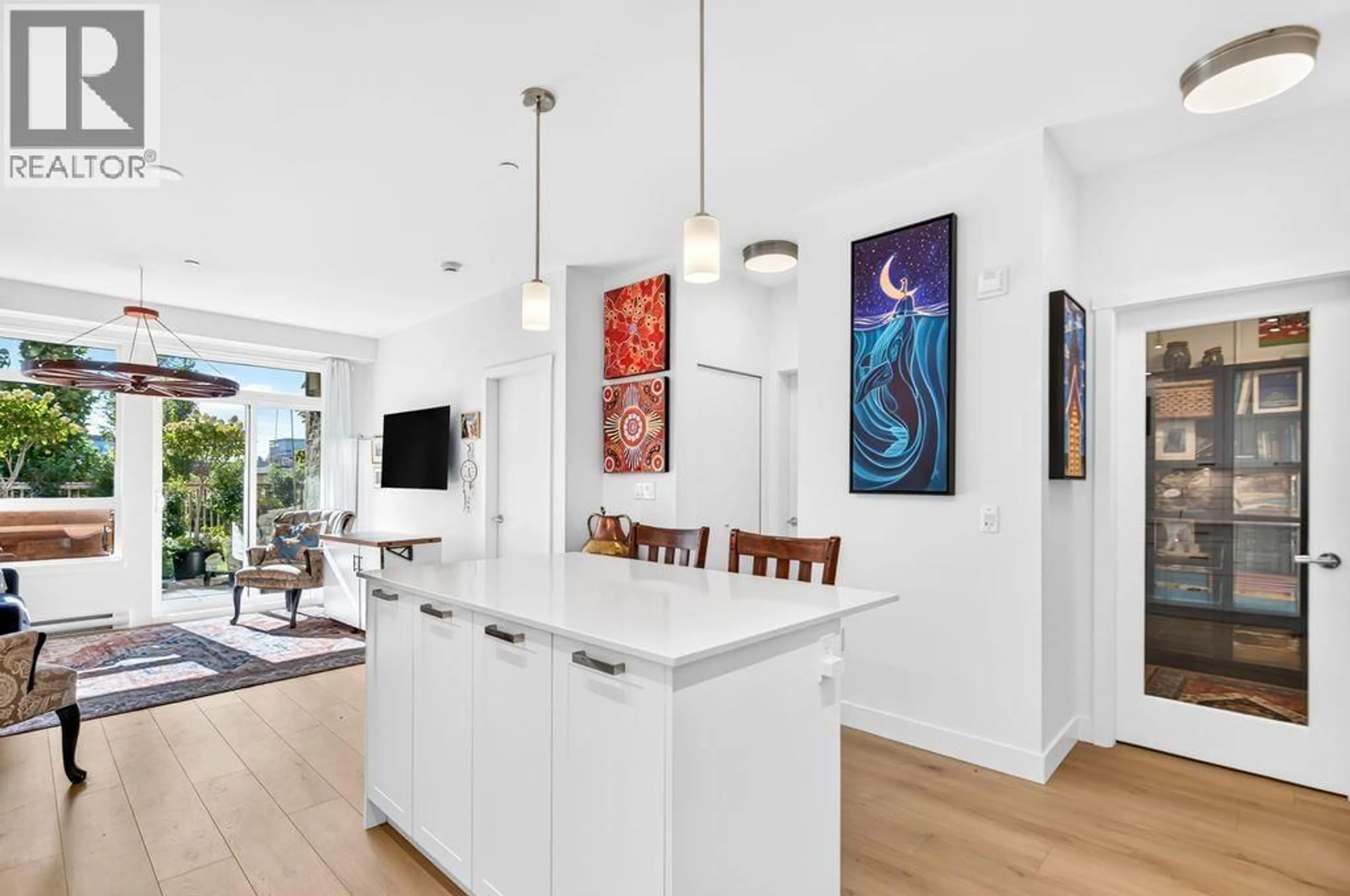 Open concept kitchen, unknown for 107 - 22562 121 AVENUE, Maple Ridge British Columbia V2X3Y8
