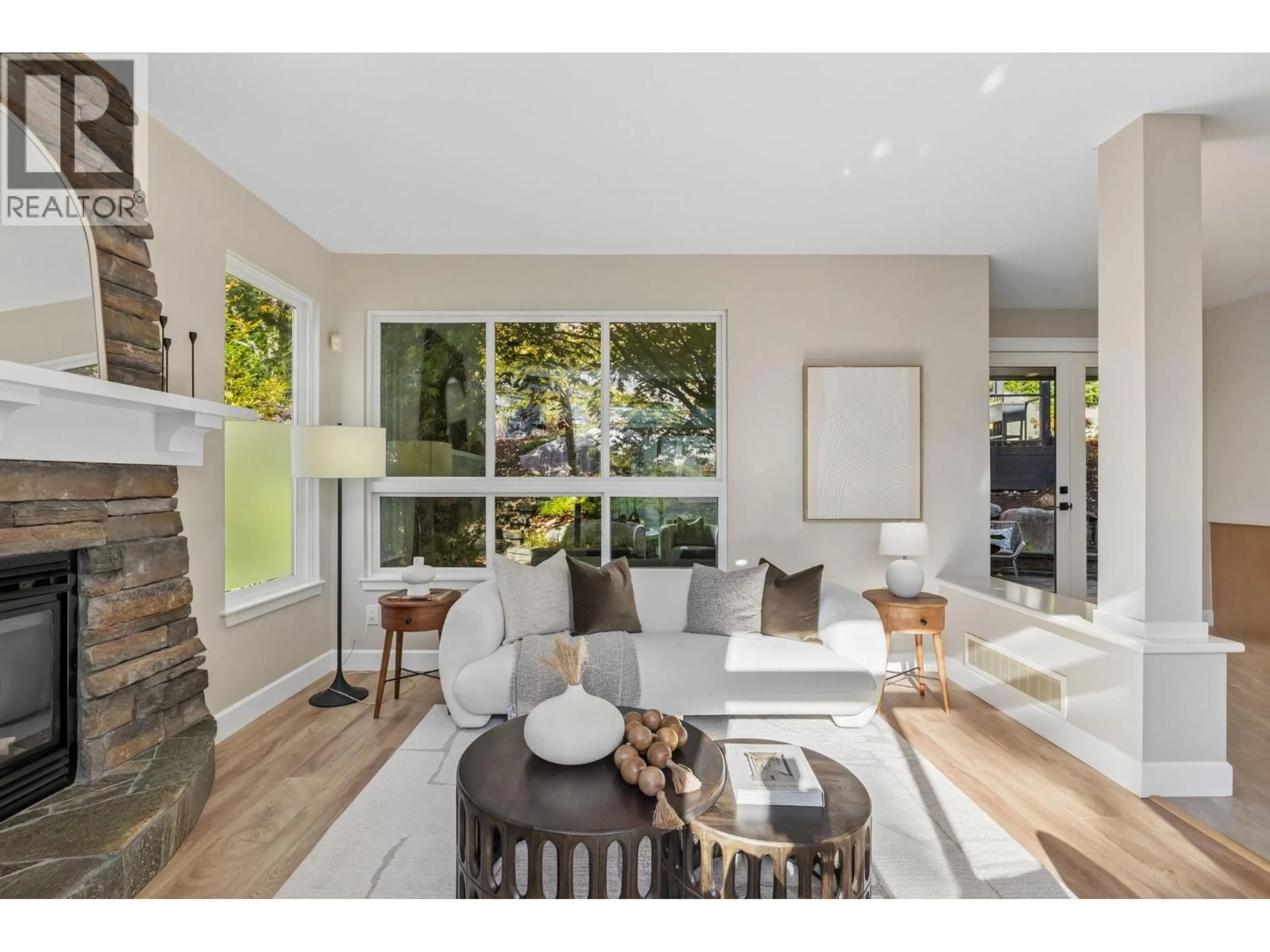 Living room with furniture, unknown for 109 GREENLEAF COURT, Port Moody British Columbia V3H5J7