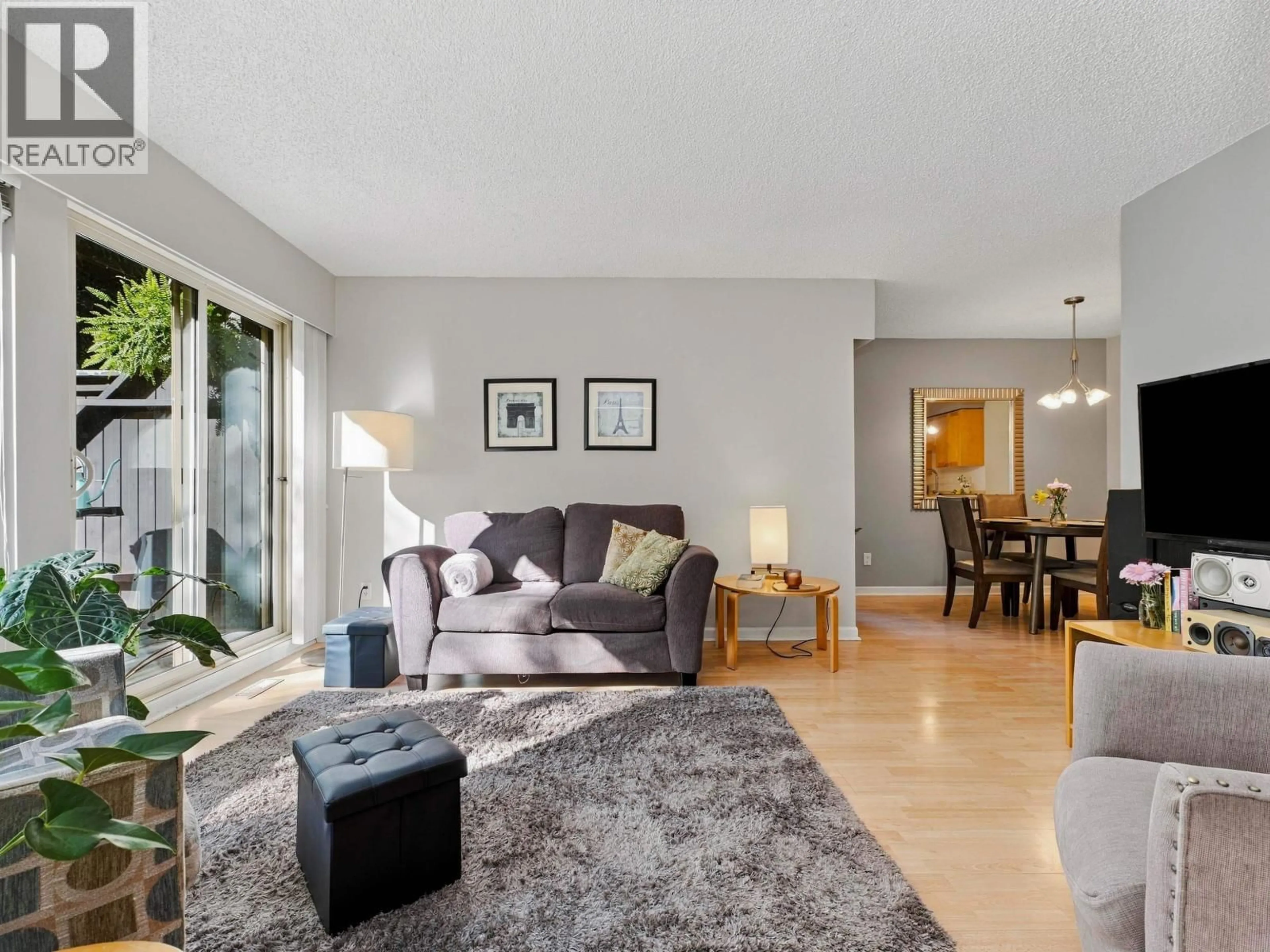 Living room with furniture, unknown for 2026 PURCELL WAY, North Vancouver British Columbia V7J3K3