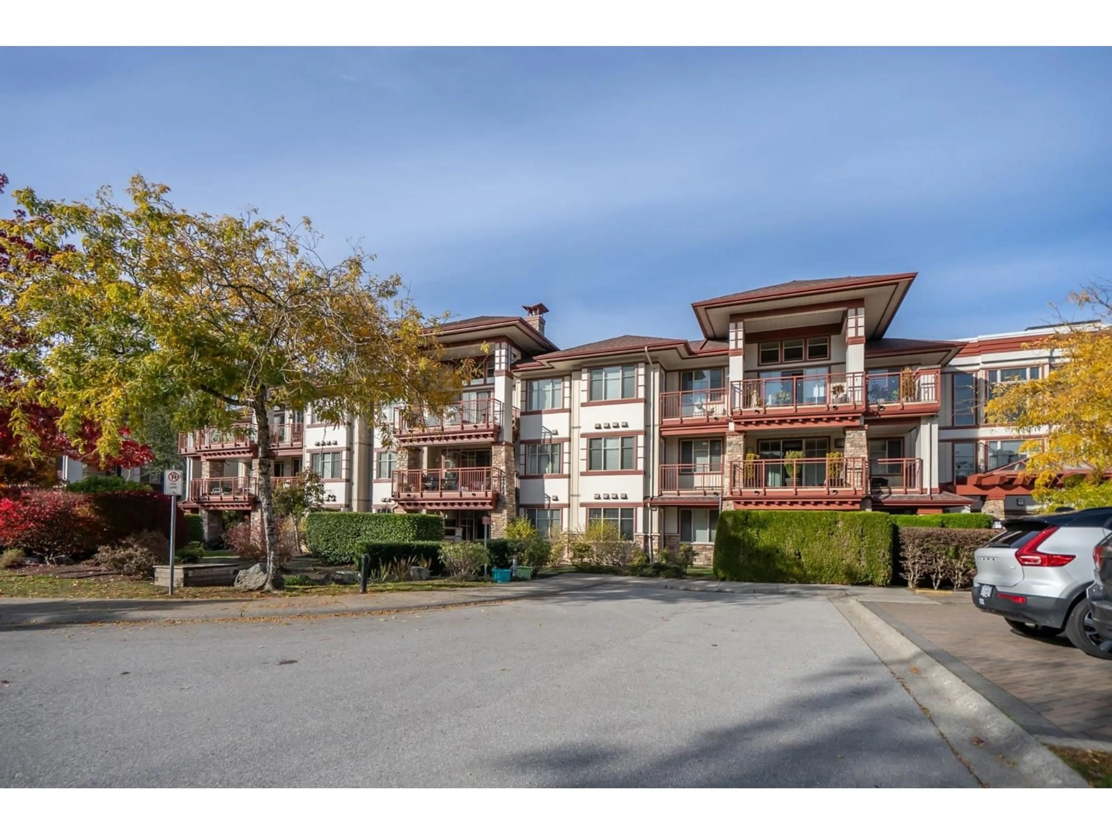 Unknown for 101 - 16455 64 AVENUE, Surrey British Columbia V2S6V7