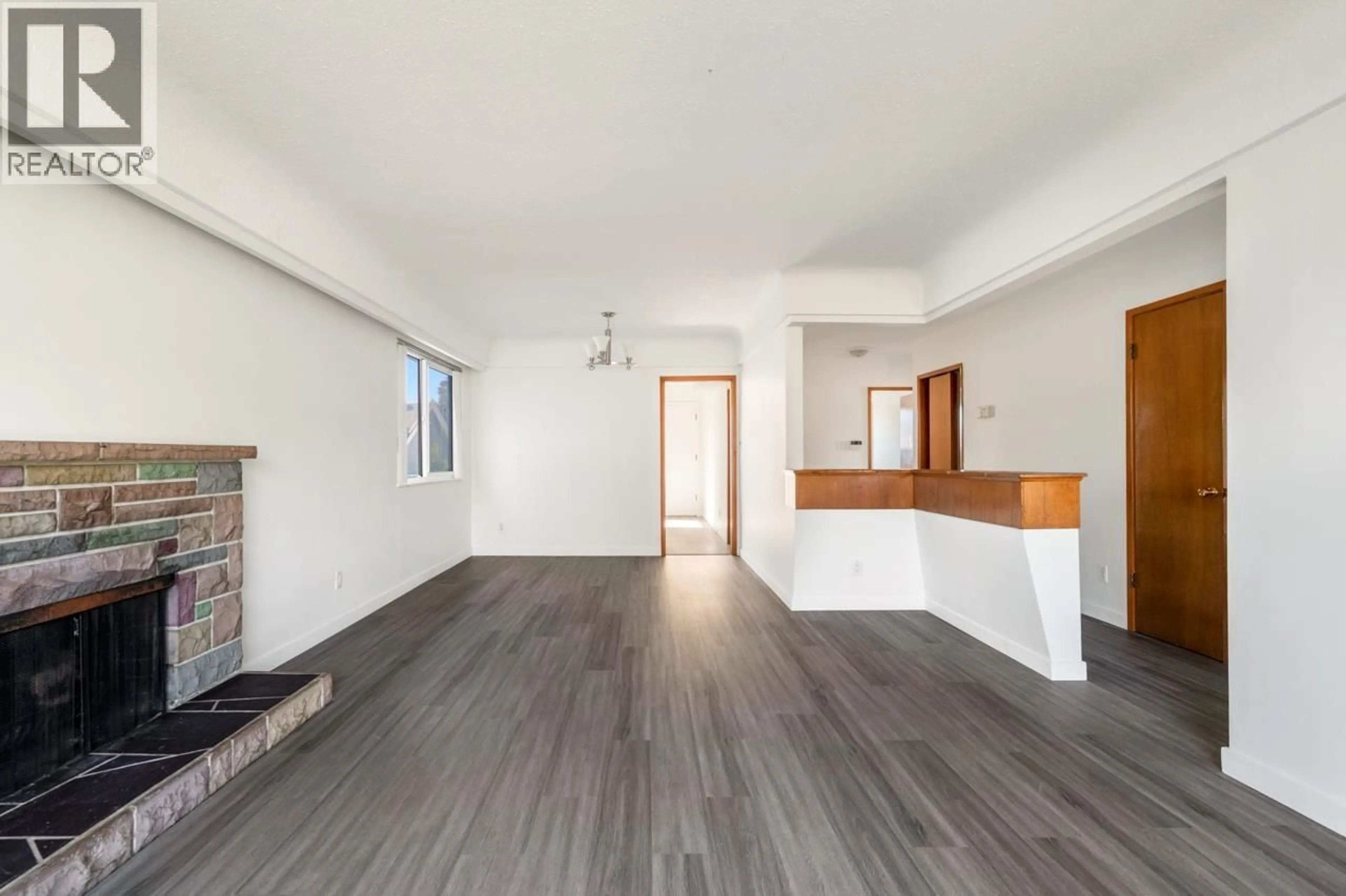 Unknown for 6527 TYNE STREET, Vancouver British Columbia V5S3L9