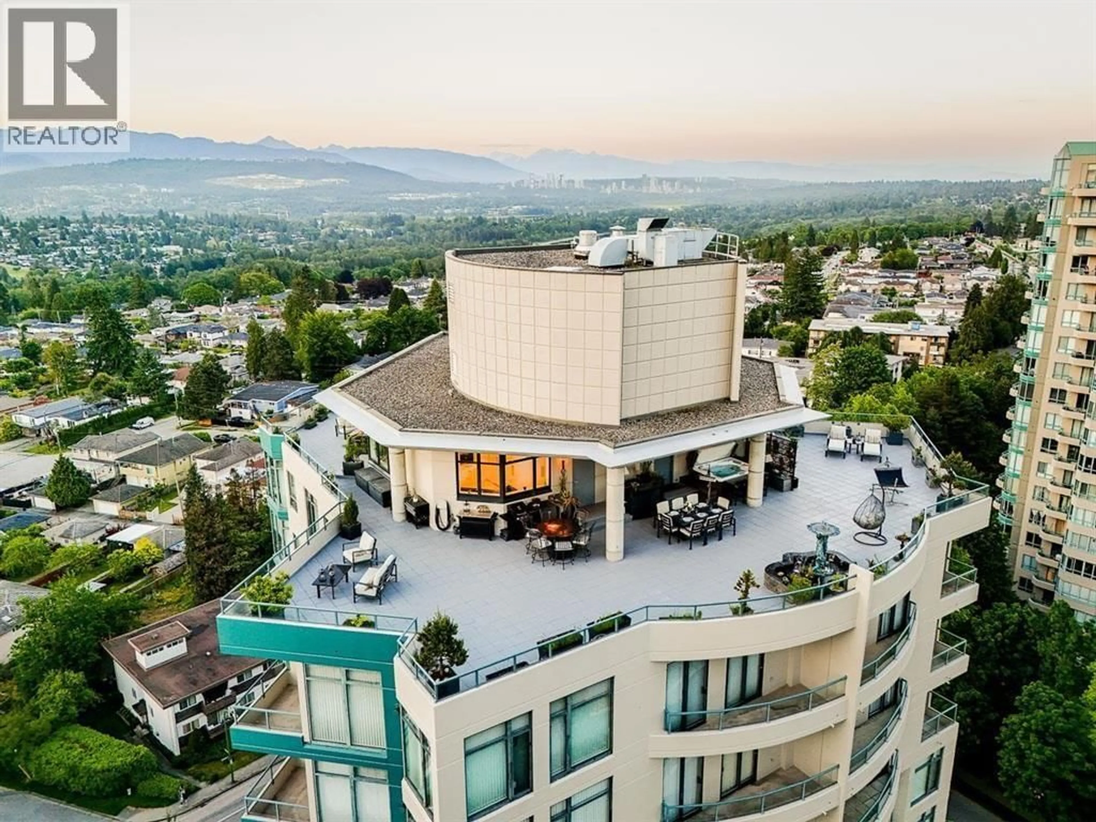 Unknown for 1901 - 4567 HAZEL STREET, Burnaby British Columbia V5H4V4