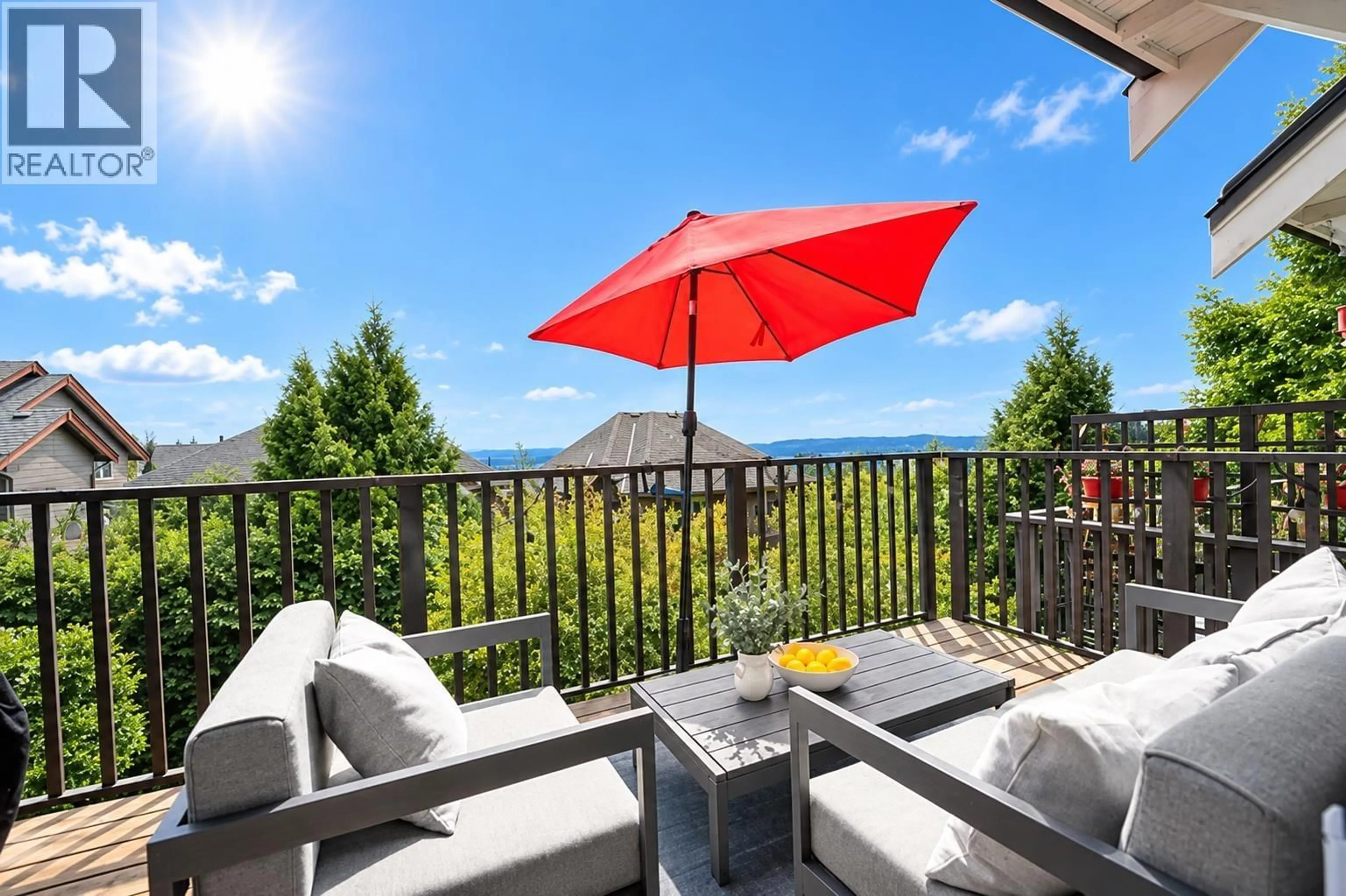 Patio, water/lake/river/ocean view for 125 - 1460 SOUTHVIEW STREET, Coquitlam British Columbia V3E0G6