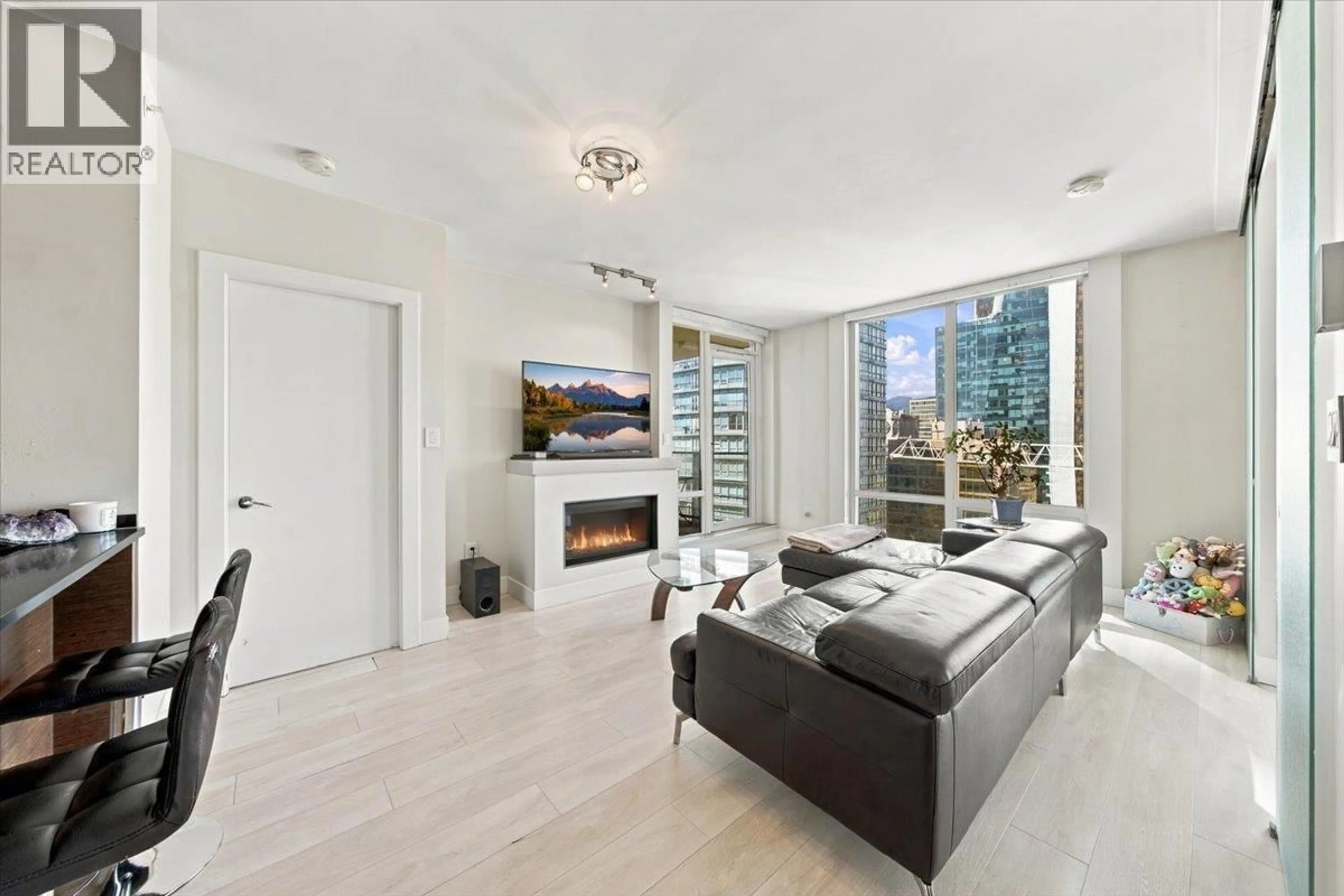 Living room with furniture, unknown for 2404 - 565 SMITHE STREET, Vancouver British Columbia V6B0E4