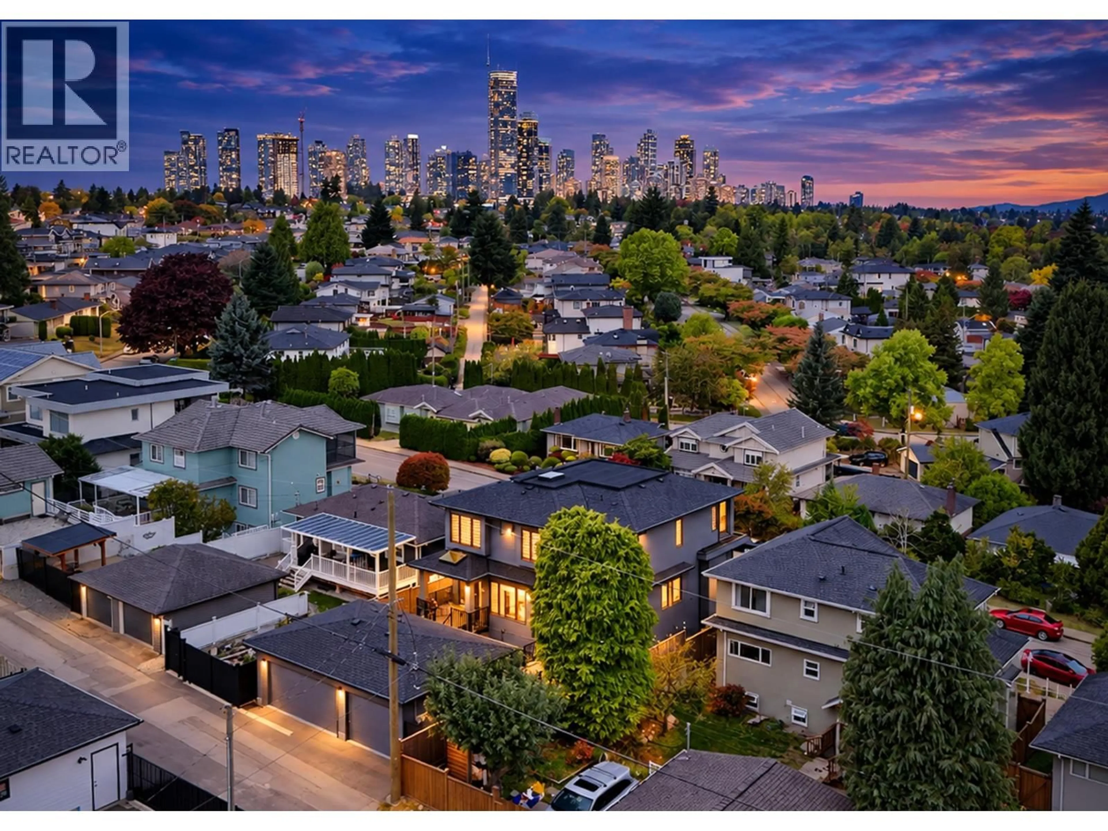 A pic from outside/outdoor area/front of a property/back of a property/a pic from drone, unknown for 6376 BURNS STREET, Burnaby British Columbia V5E1T2