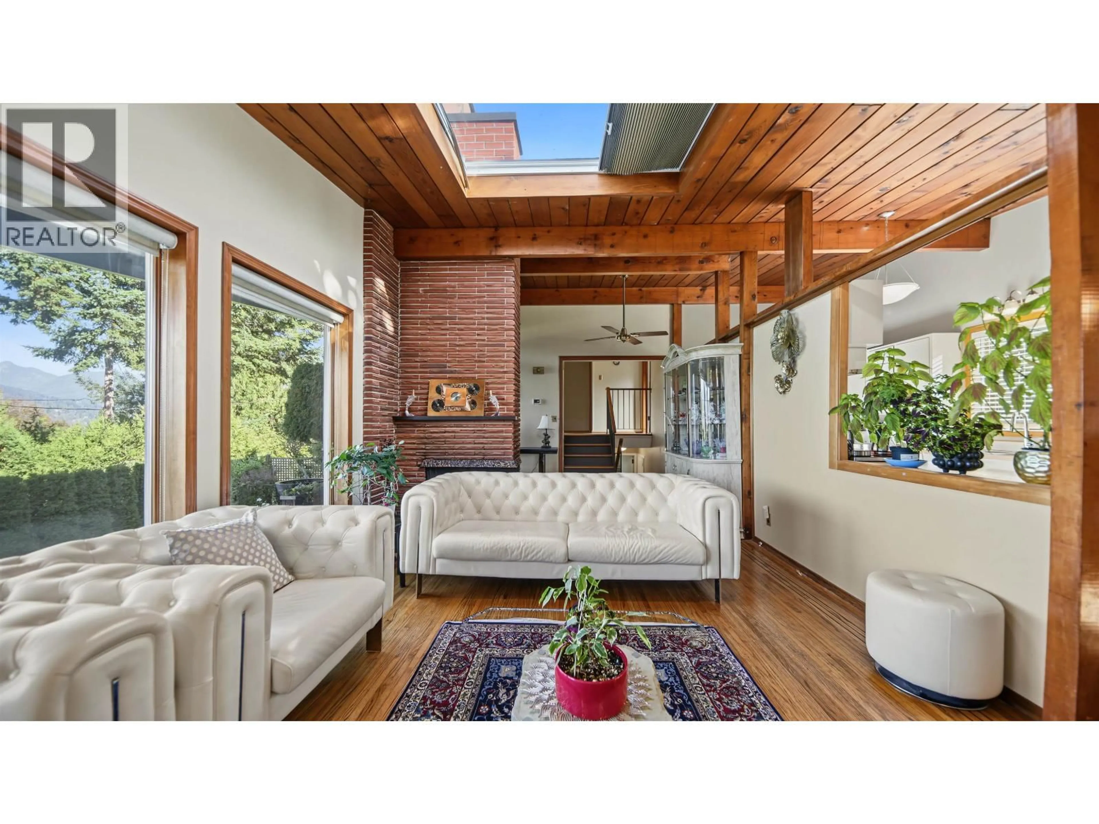 Living room with furniture, unknown for 2206 PINECREST AVENUE, Coquitlam British Columbia V3J6T6