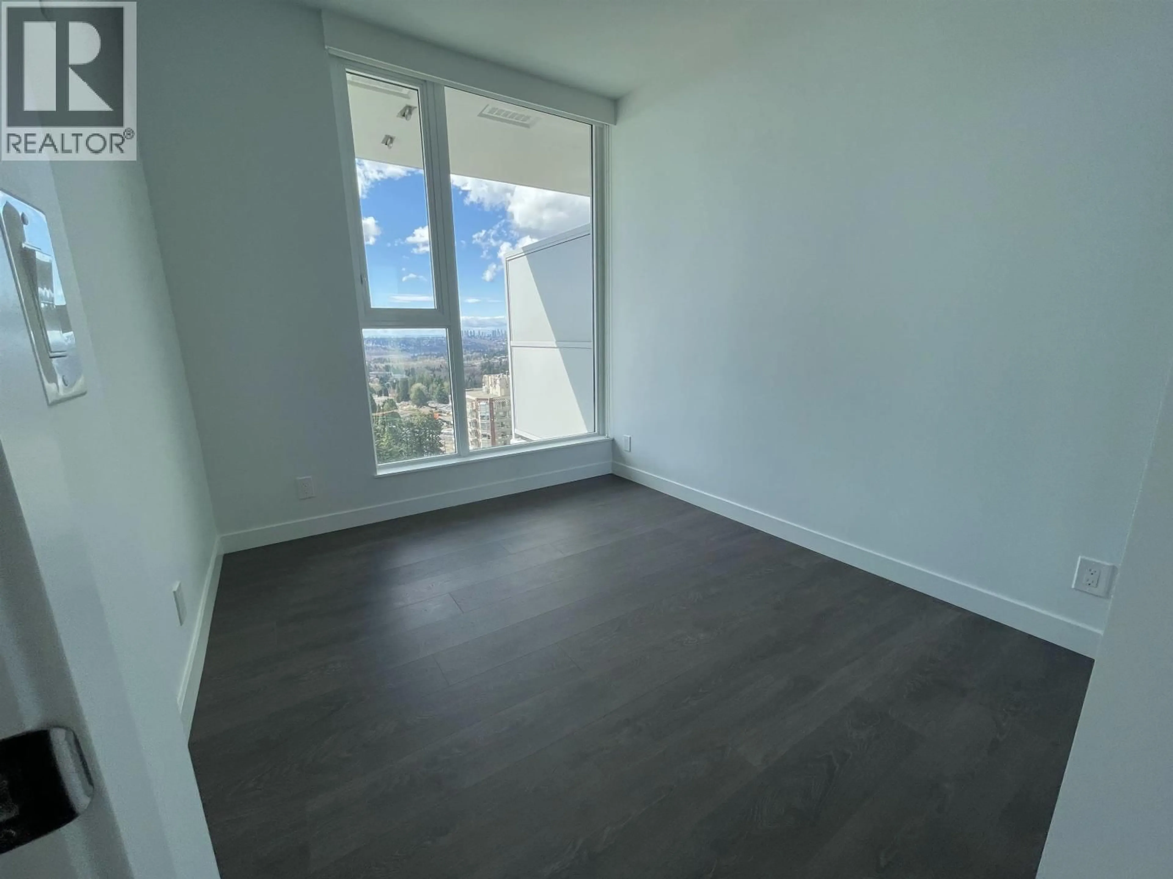 A pic of a room for 1509 - 567 CLARKE ROAD, Coquitlam British Columbia V3J0K7