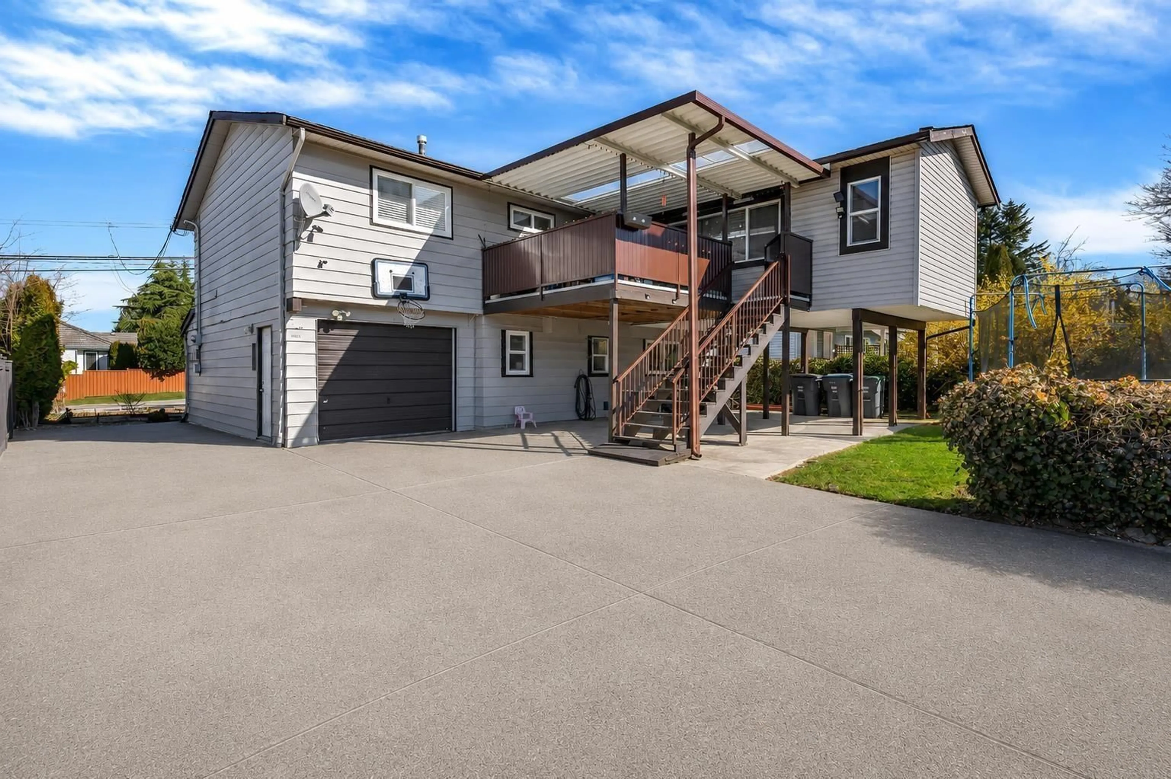Unknown for 18240 64 AVENUE, Surrey British Columbia V3S8A7