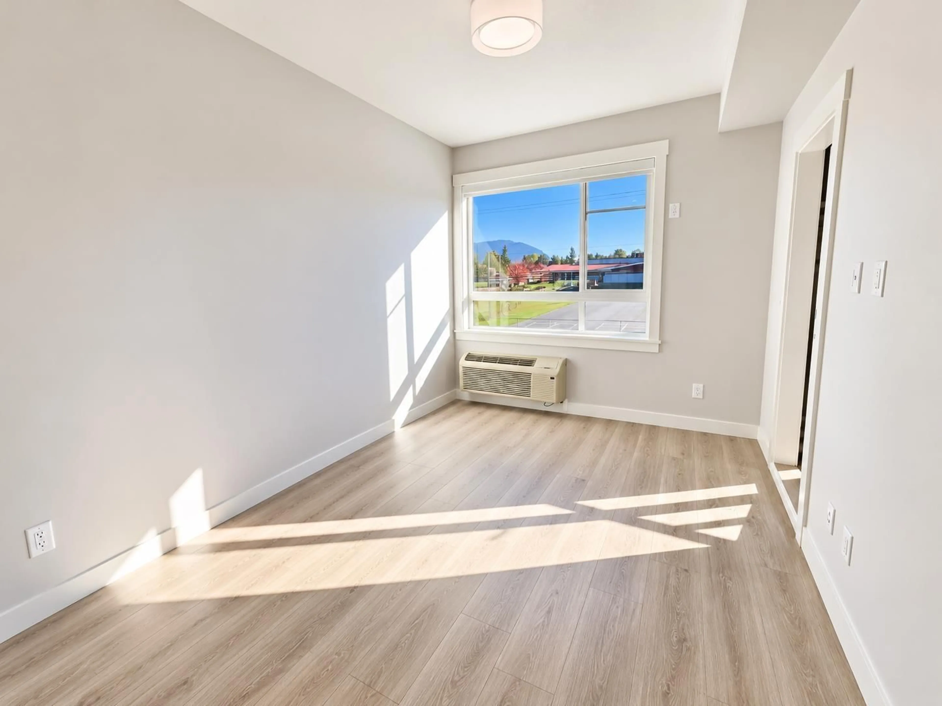 Unknown for 202 - 8423 CEDAR STREET, Mission British Columbia V4S0G6