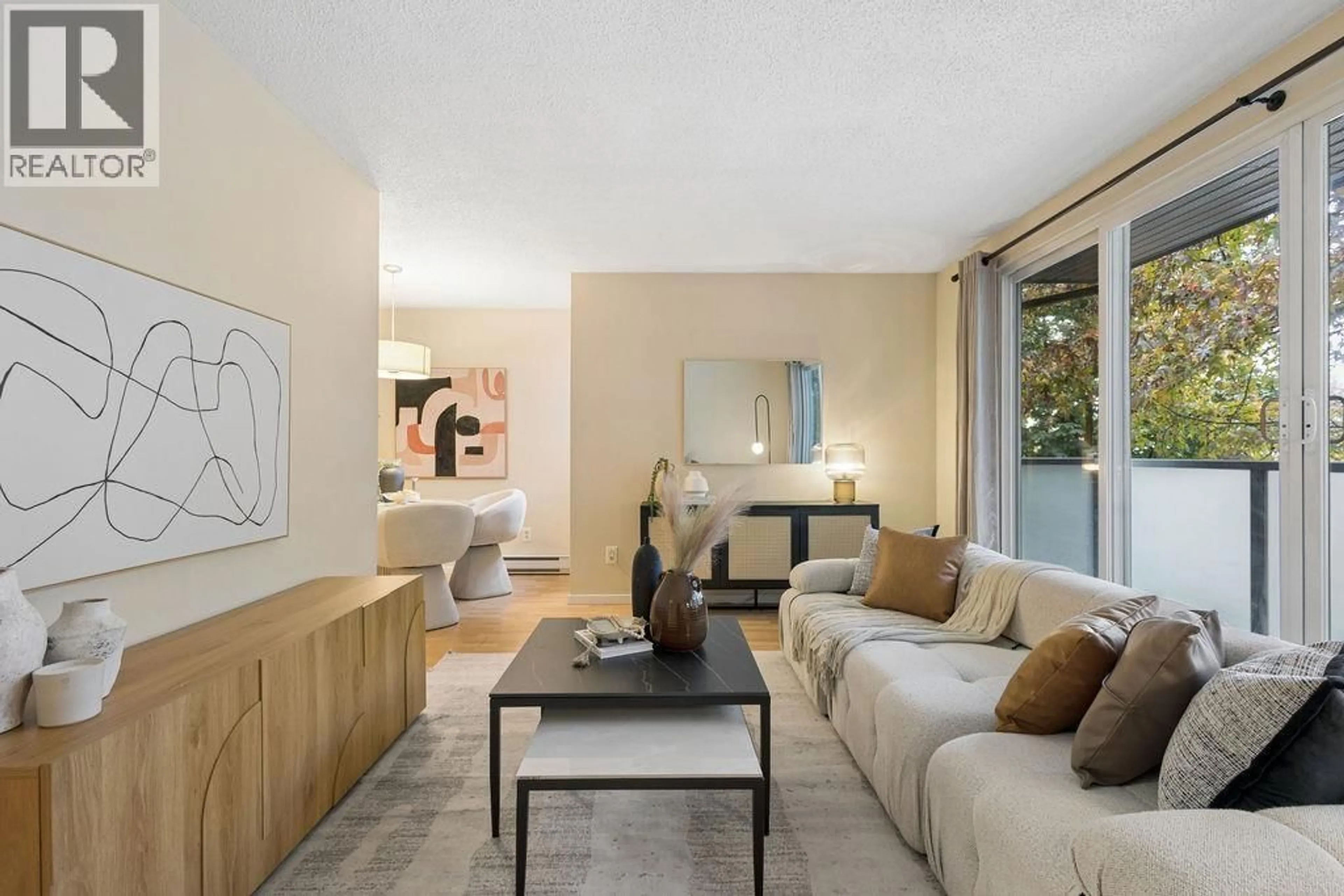 Living room with furniture, unknown for 2 - 224 12TH AVENUE, Vancouver British Columbia V5T2G9