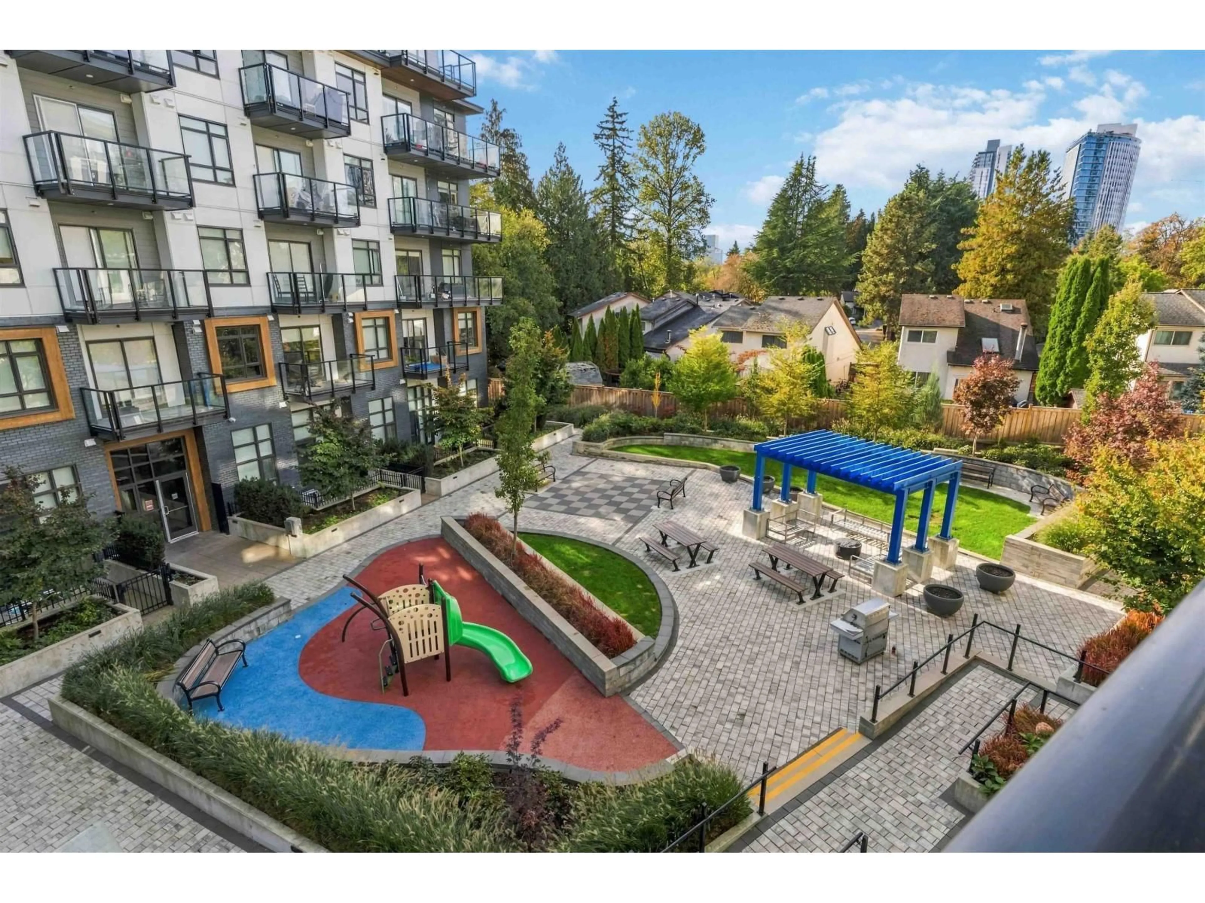 A pic from outside/outdoor area/front of a property/back of a property/a pic from drone, unknown for 321 - 13968 LAUREL DRIVE, Surrey British Columbia V3T0S9