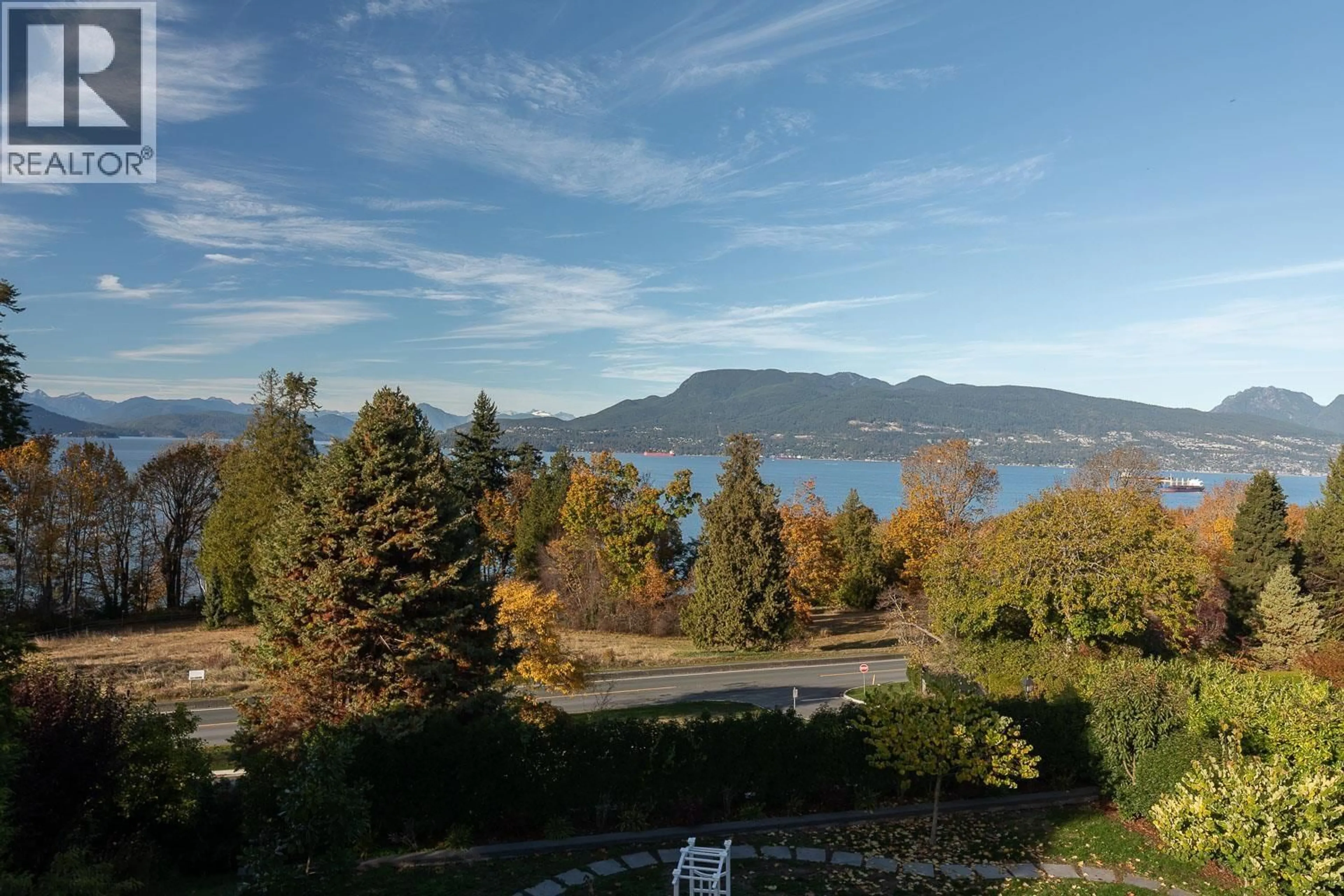 A pic from outside/outdoor area/front of a property/back of a property/a pic from drone, water/lake/river/ocean view for 5747 NEWTON WYND, Vancouver British Columbia V6T1H6