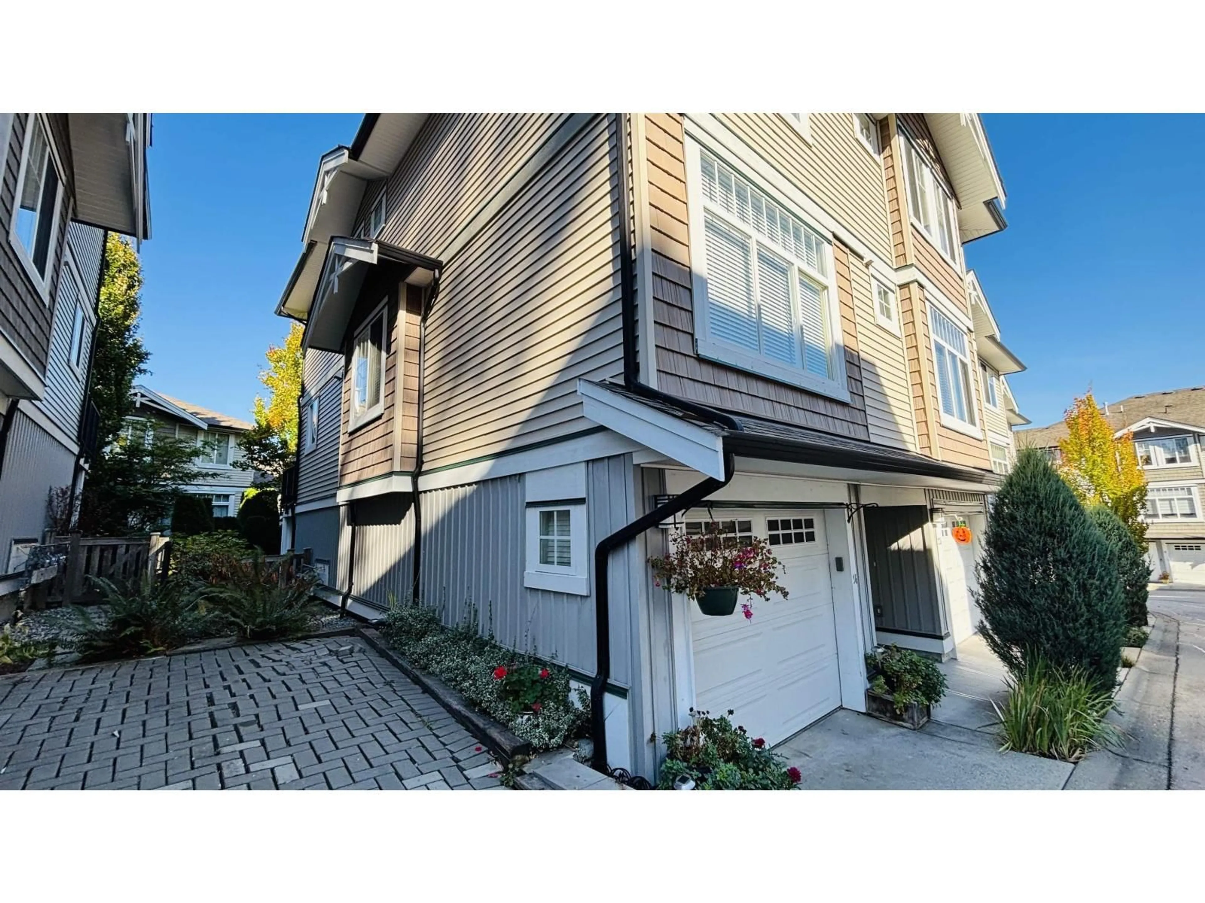 Unknown for 24 - 14356 63A AVENUE, Surrey British Columbia V3X0E3