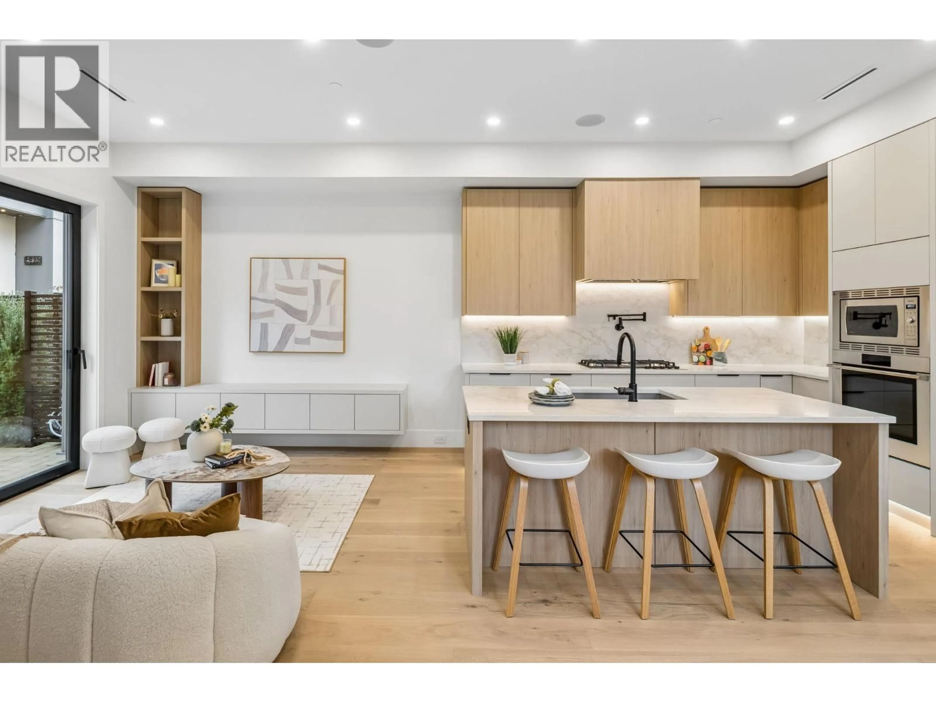 Open concept kitchen, unknown for 934 57TH AVENUE, Vancouver British Columbia V6P1S3