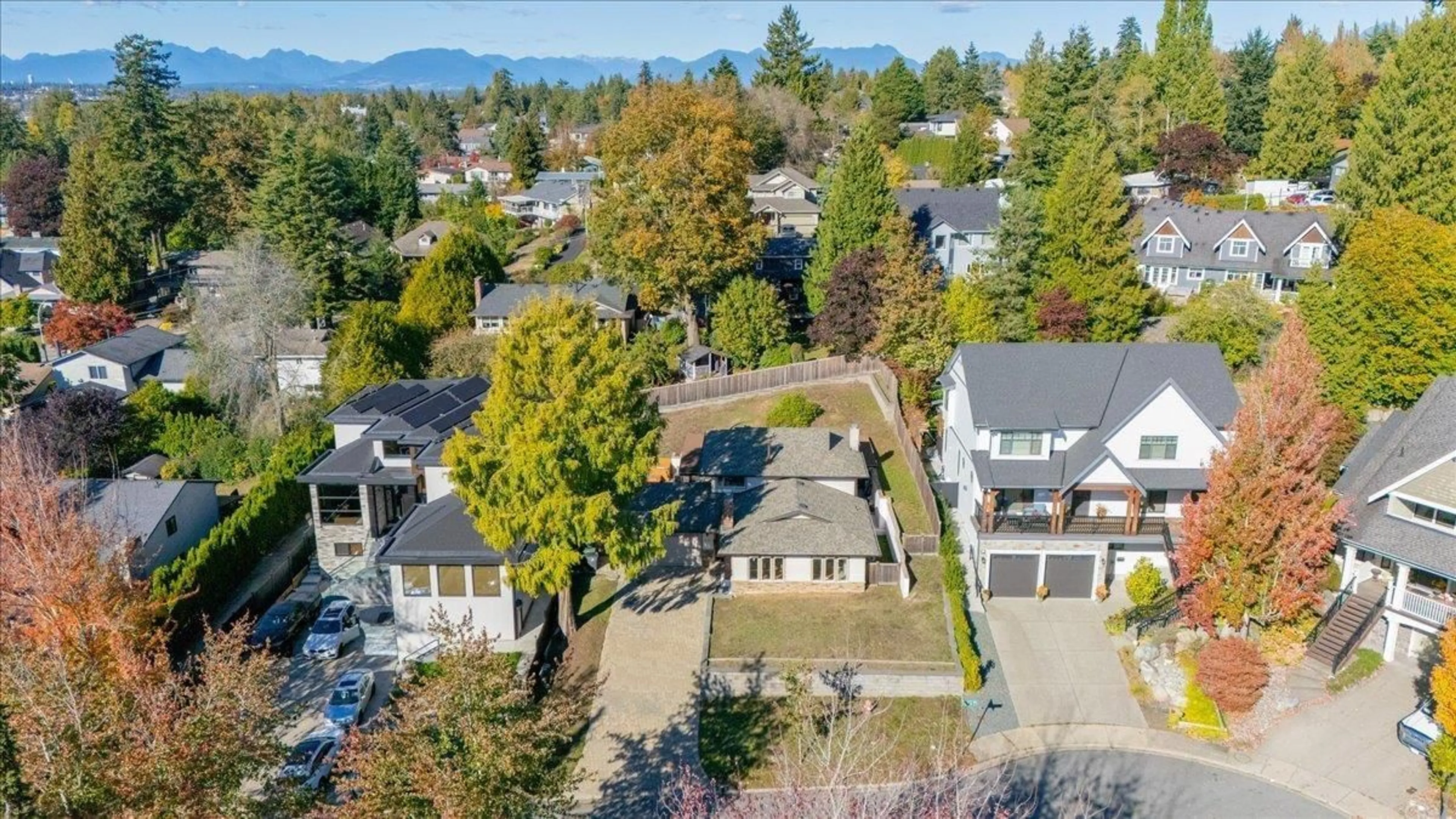A pic from outside/outdoor area/front of a property/back of a property/a pic from drone, street for 18143 57A AVENUE, Surrey British Columbia V3S1J7