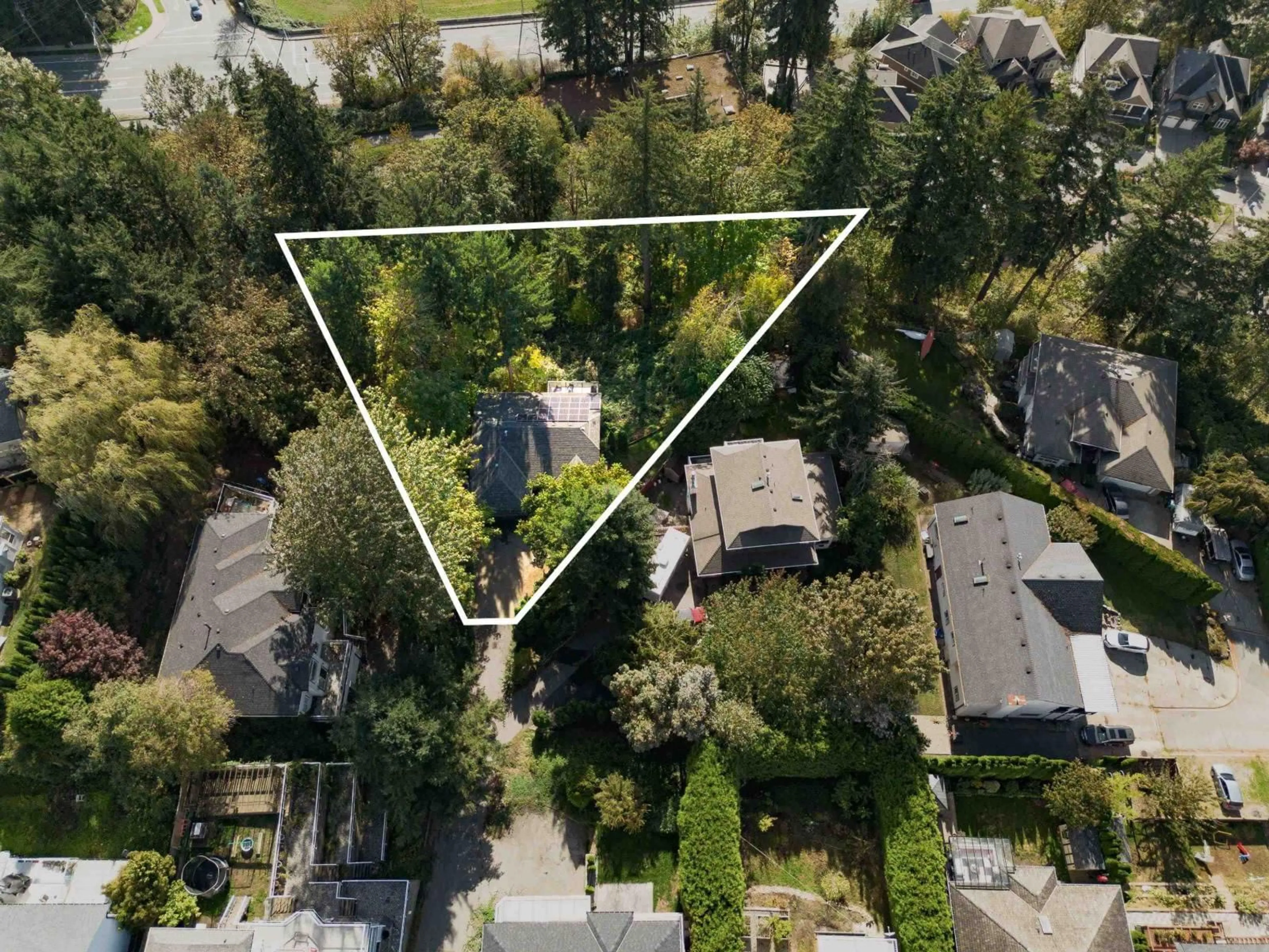 A pic from outside/outdoor area/front of a property/back of a property/a pic from drone, street for 35746 TIMBERLANE DRIVE, Abbotsford British Columbia V3G1G3