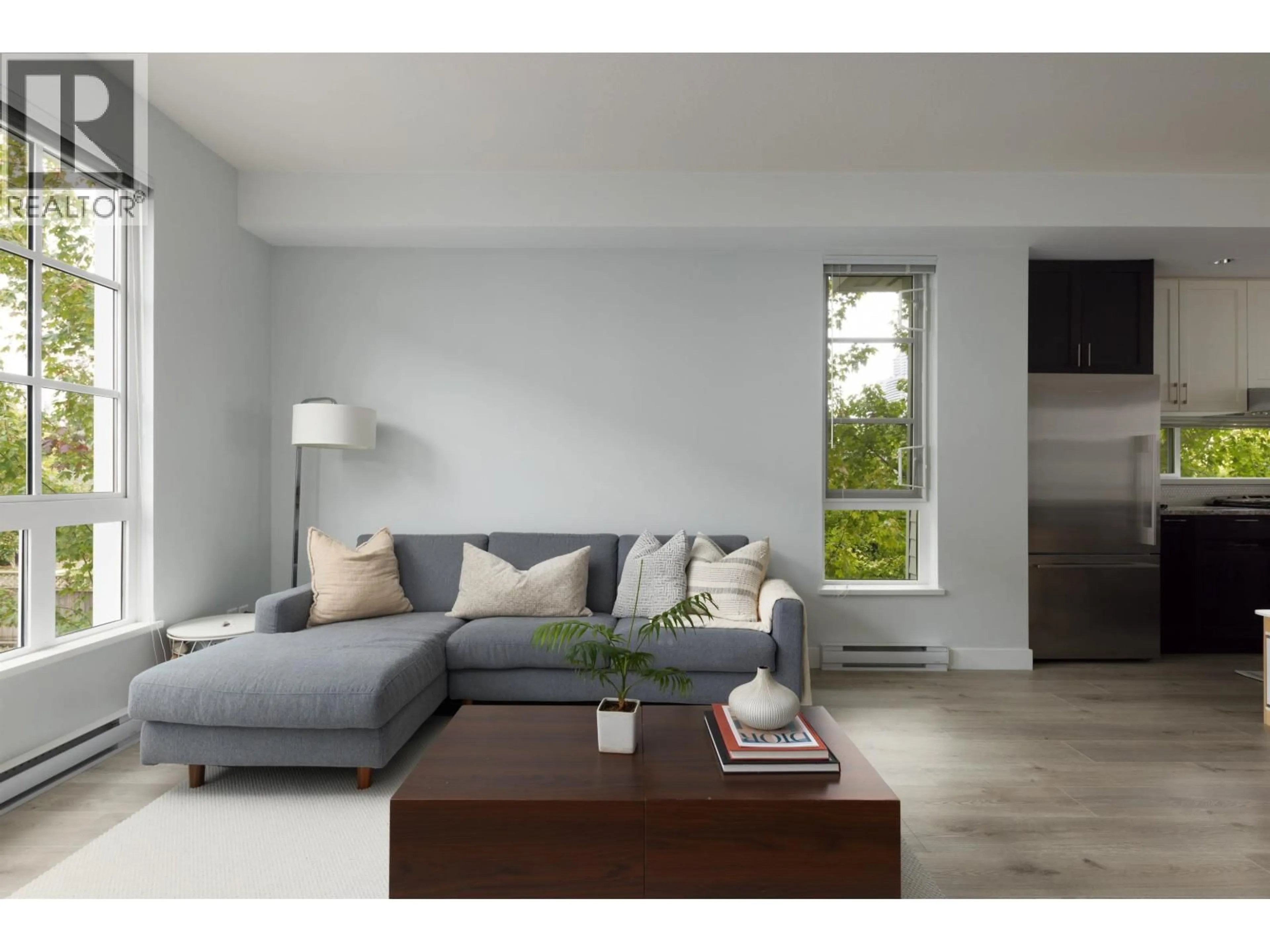 Living room with furniture, unknown for 136 - 528 FOSTER AVENUE, Coquitlam British Columbia V3J0E3