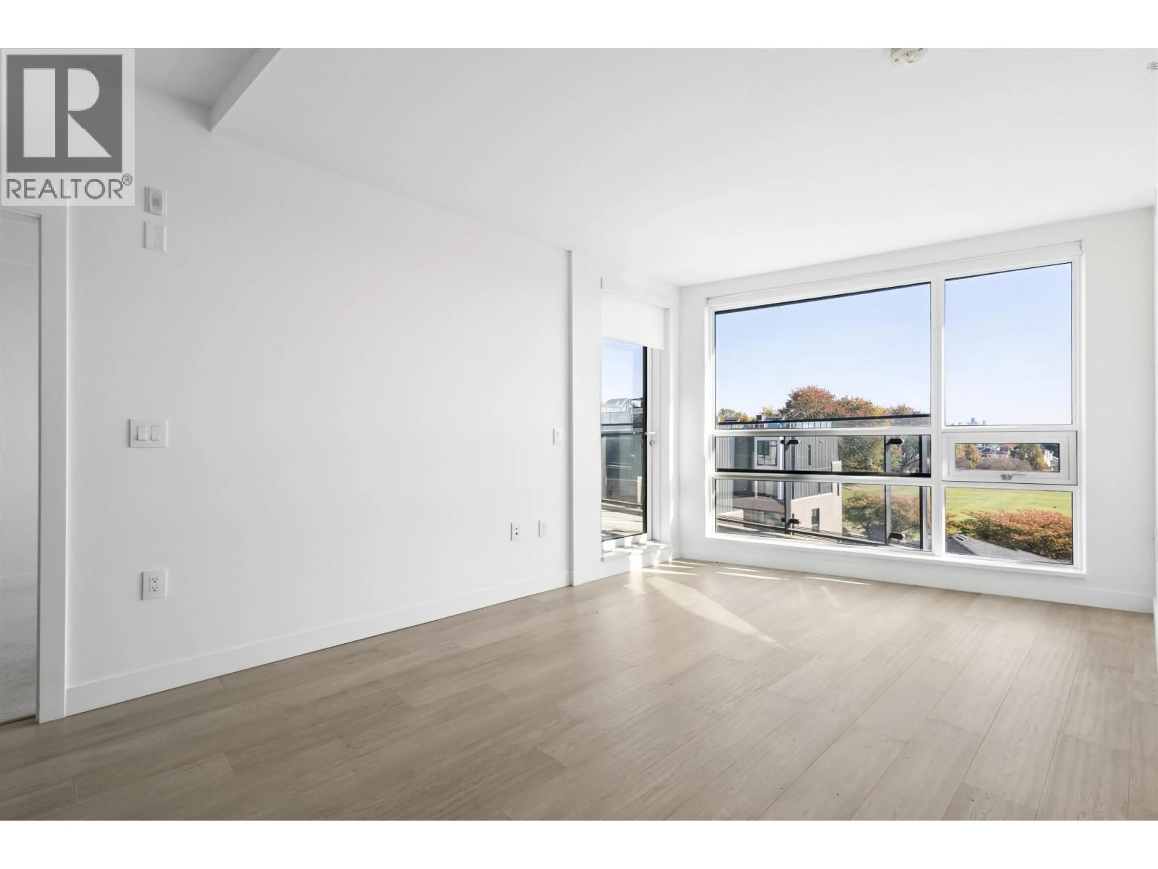 A pic of a room for 401 - 7638 CAMBIE STREET, Vancouver British Columbia V6P3H7