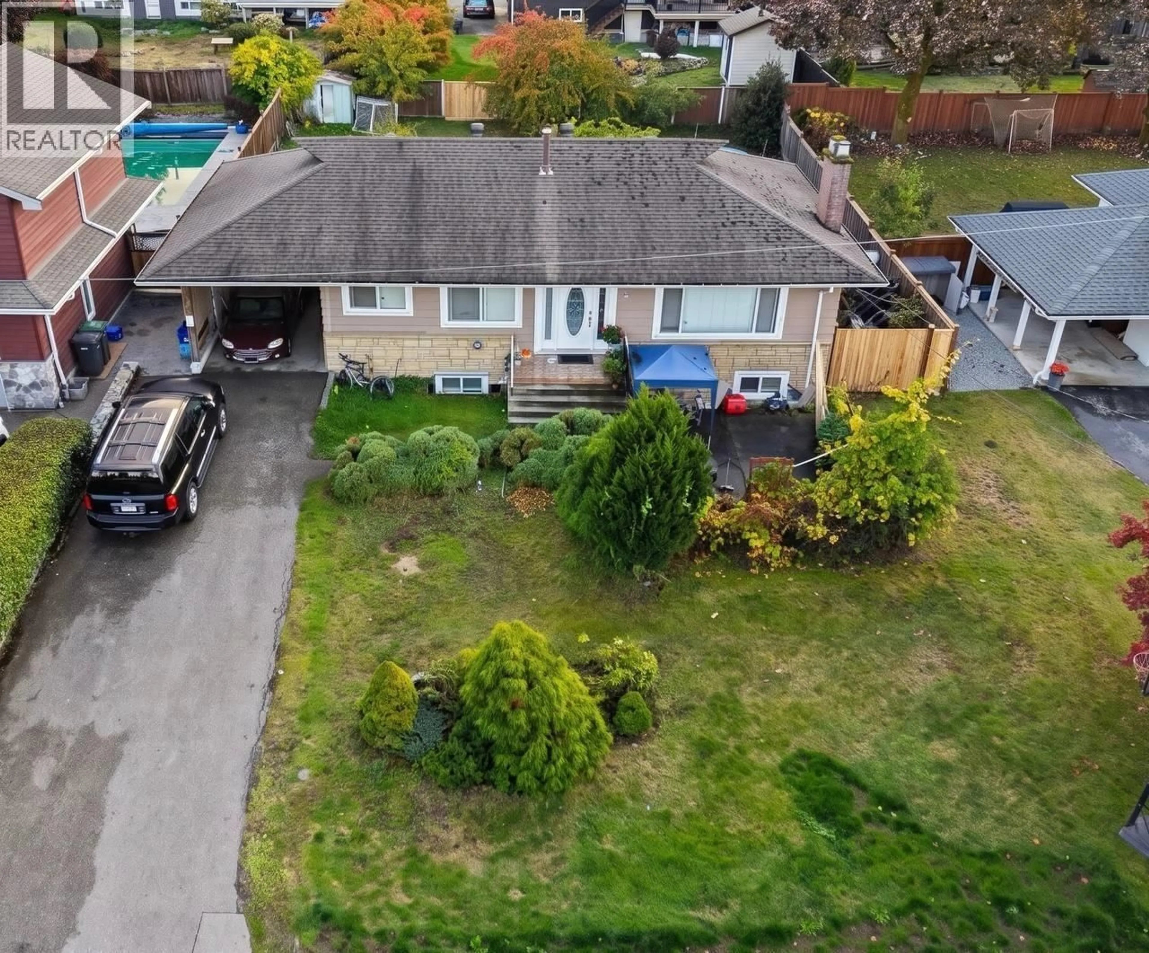 A pic from outside/outdoor area/front of a property/back of a property/a pic from drone, street for 1340 WILLOW WAY, Coquitlam British Columbia V3J5M3