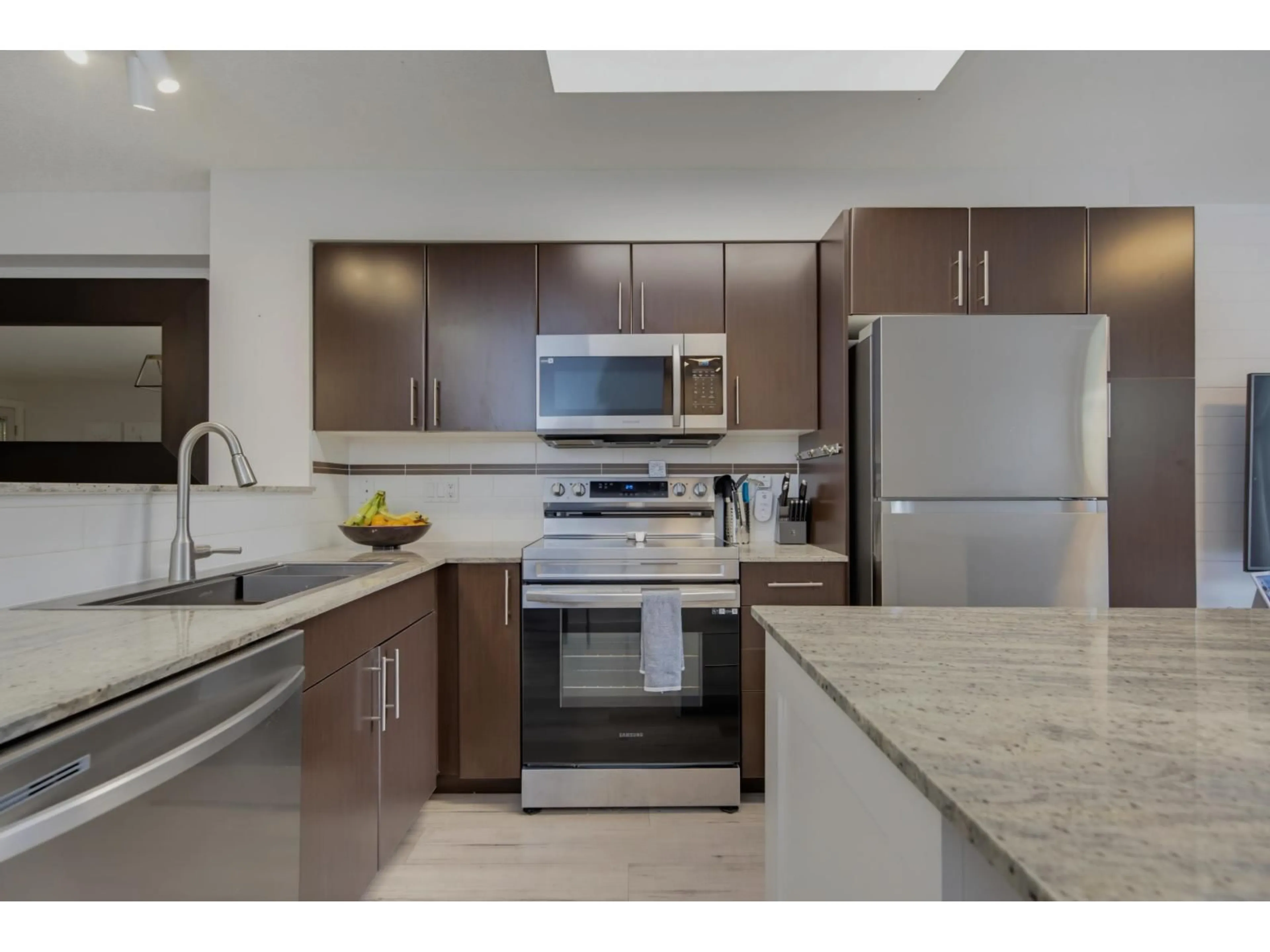 Unknown for 89 - 19250 65 AVENUE, Surrey British Columbia V4N5R7