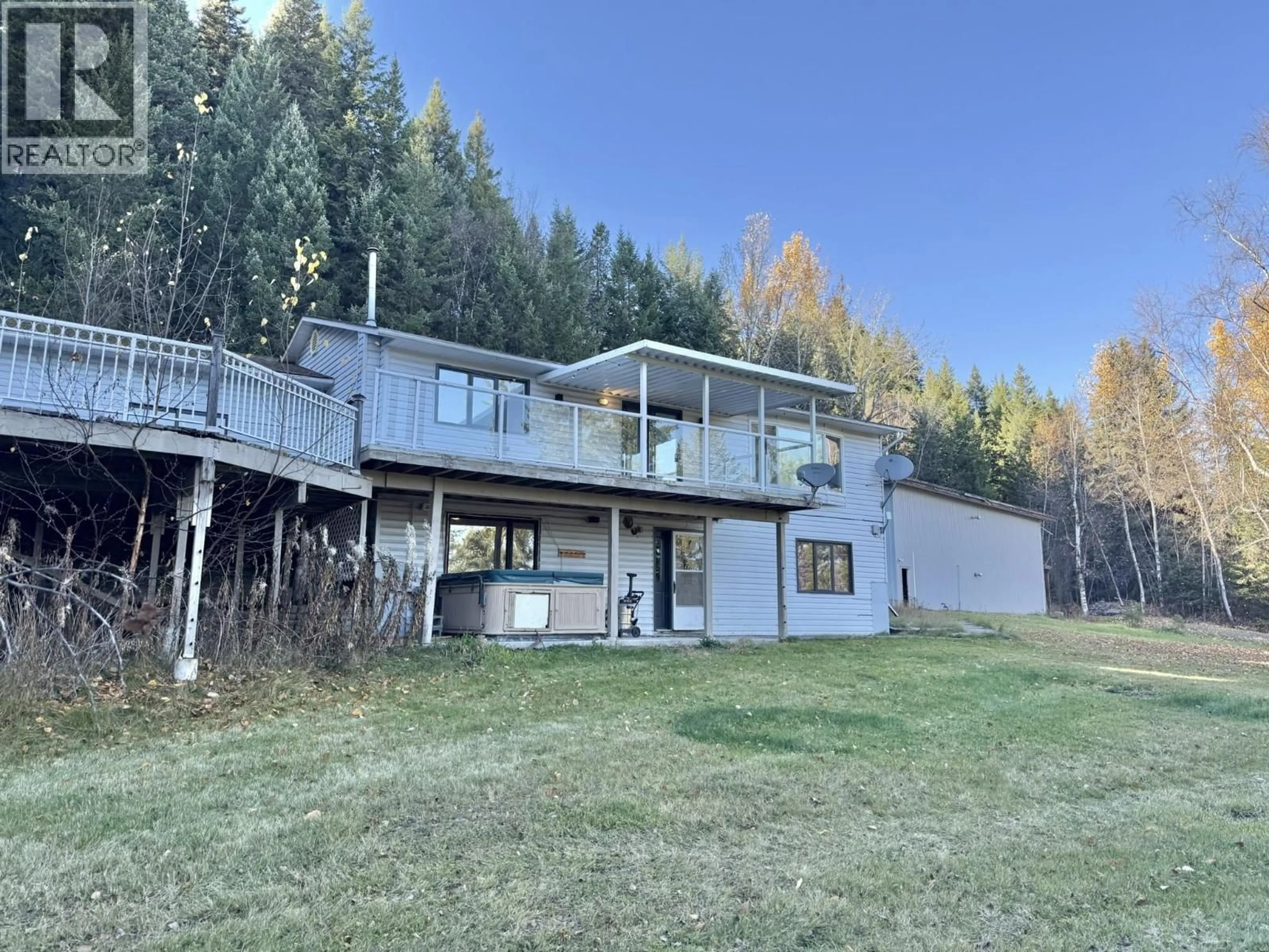 A pic from outside/outdoor area/front of a property/back of a property/a pic from drone, unknown for 1288 WEST FRASER ROAD, Quesnel British Columbia V2J6J1