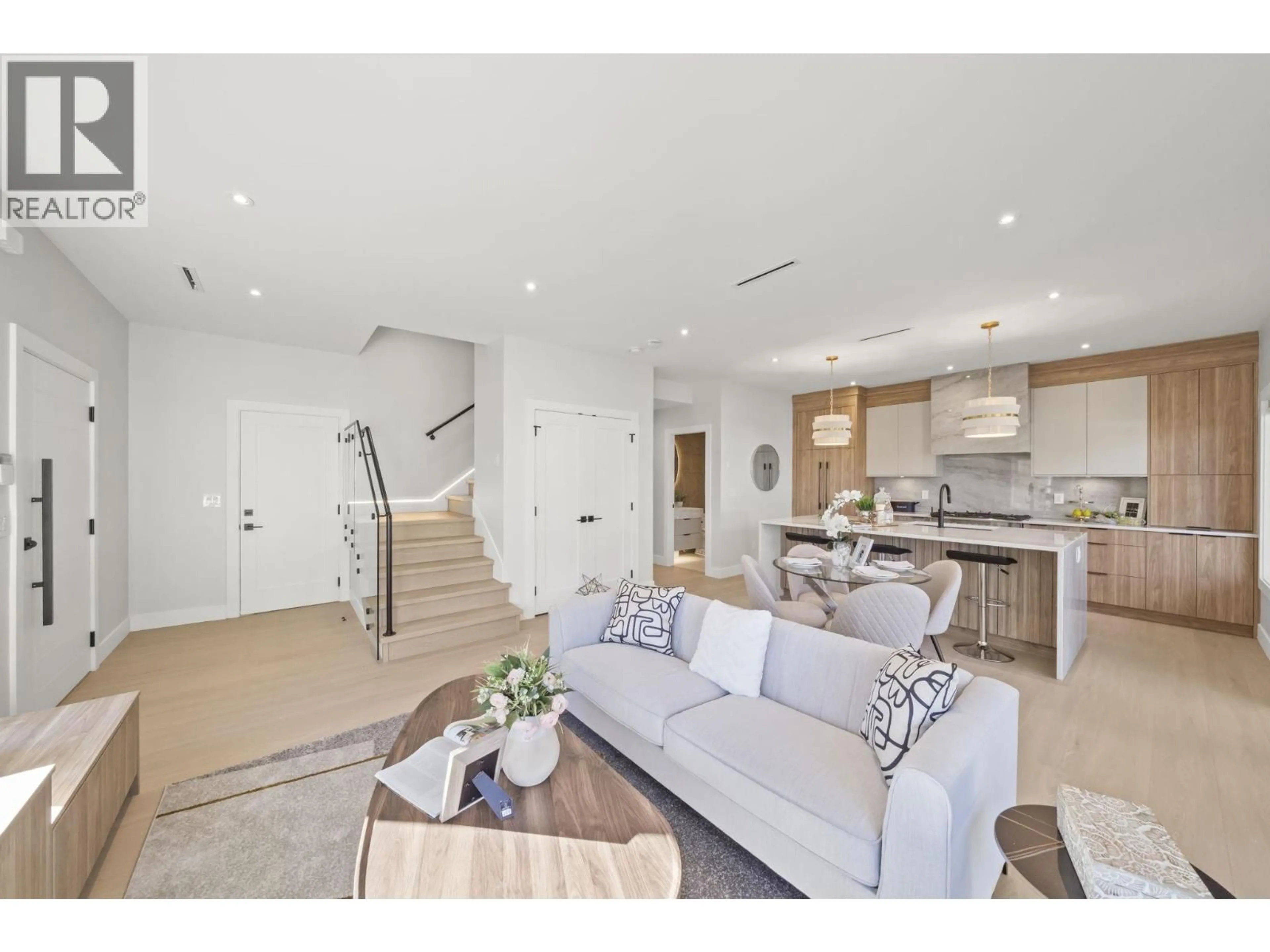 Unknown for 1 - 10931 SOUTHPORT ROAD, Richmond British Columbia V7A3V9