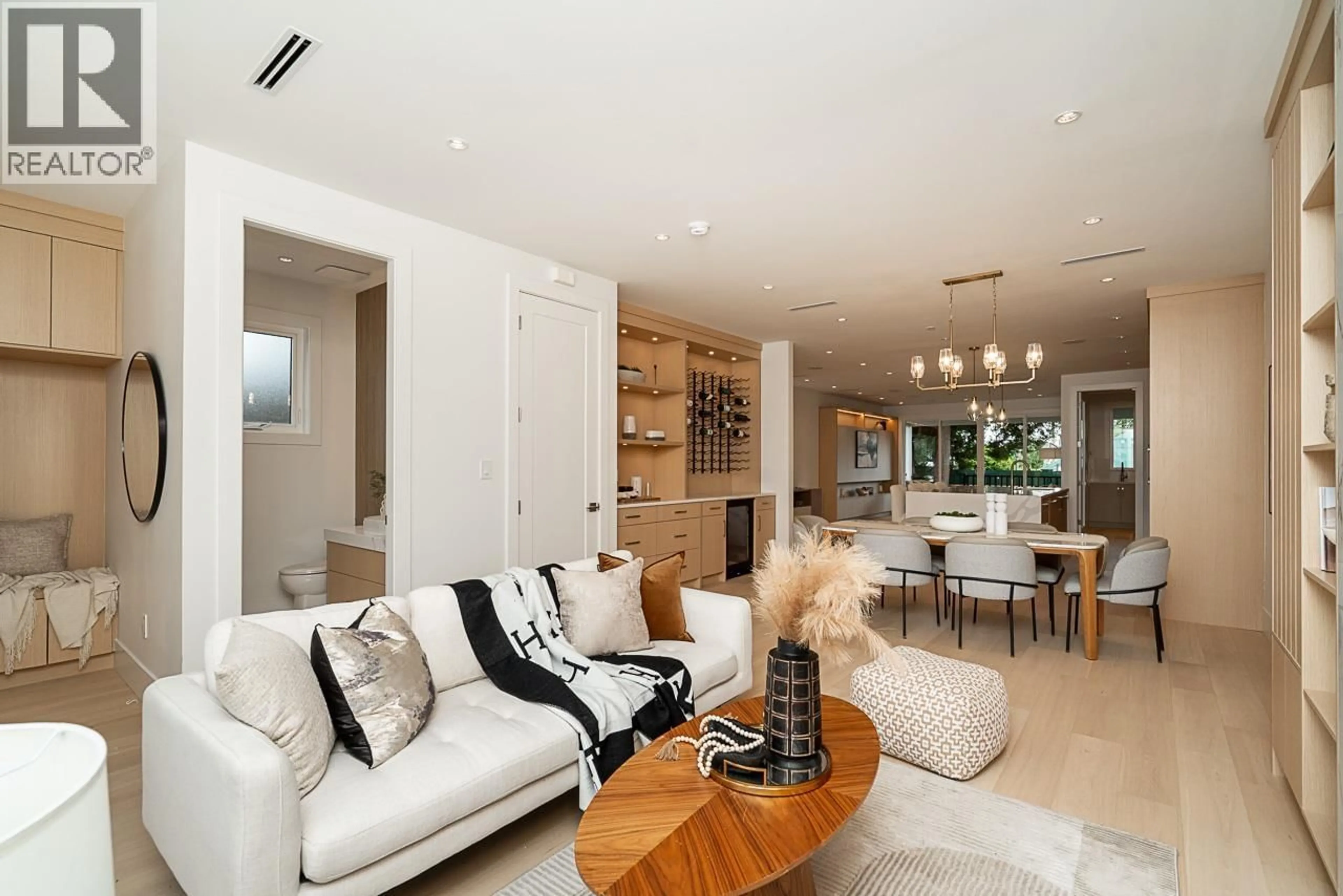 Living room with furniture, unknown for 1 - 1065 RIDLEY DRIVE, Burnaby British Columbia V5A2N7