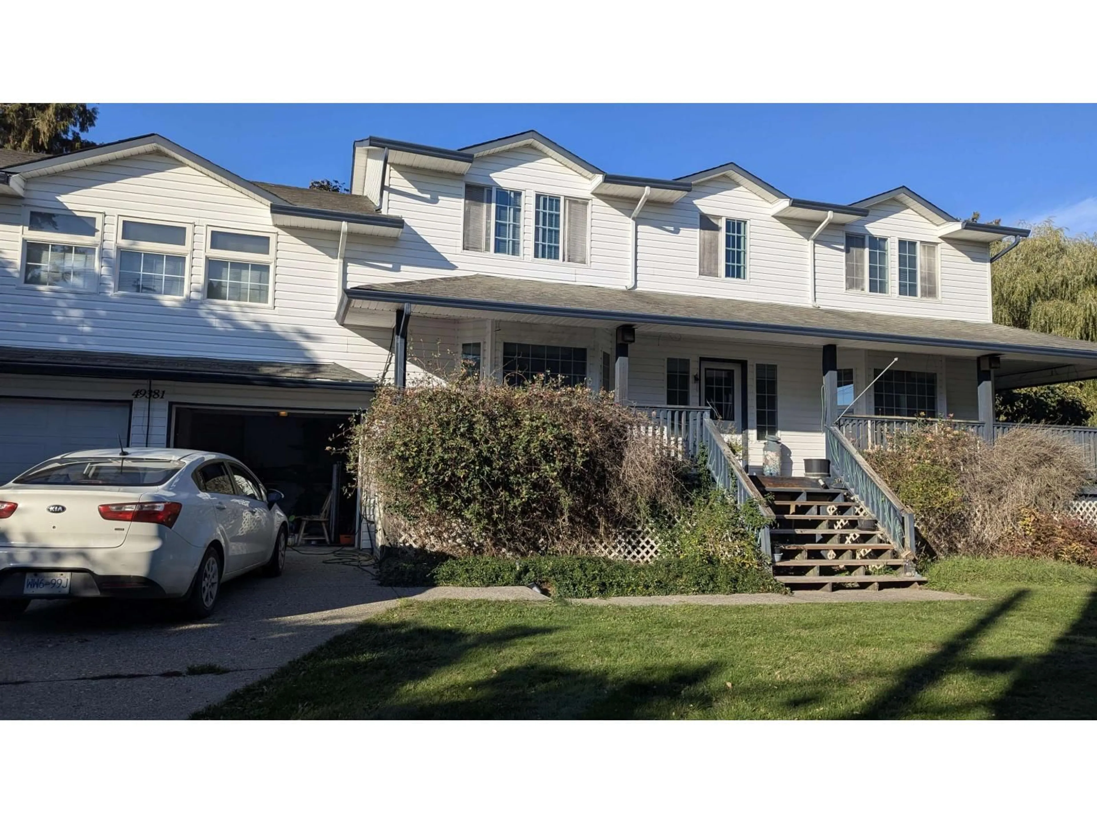 Home with vinyl exterior material, street for 49381 YALE ROAD, Chilliwack British Columbia V4Z0B2
