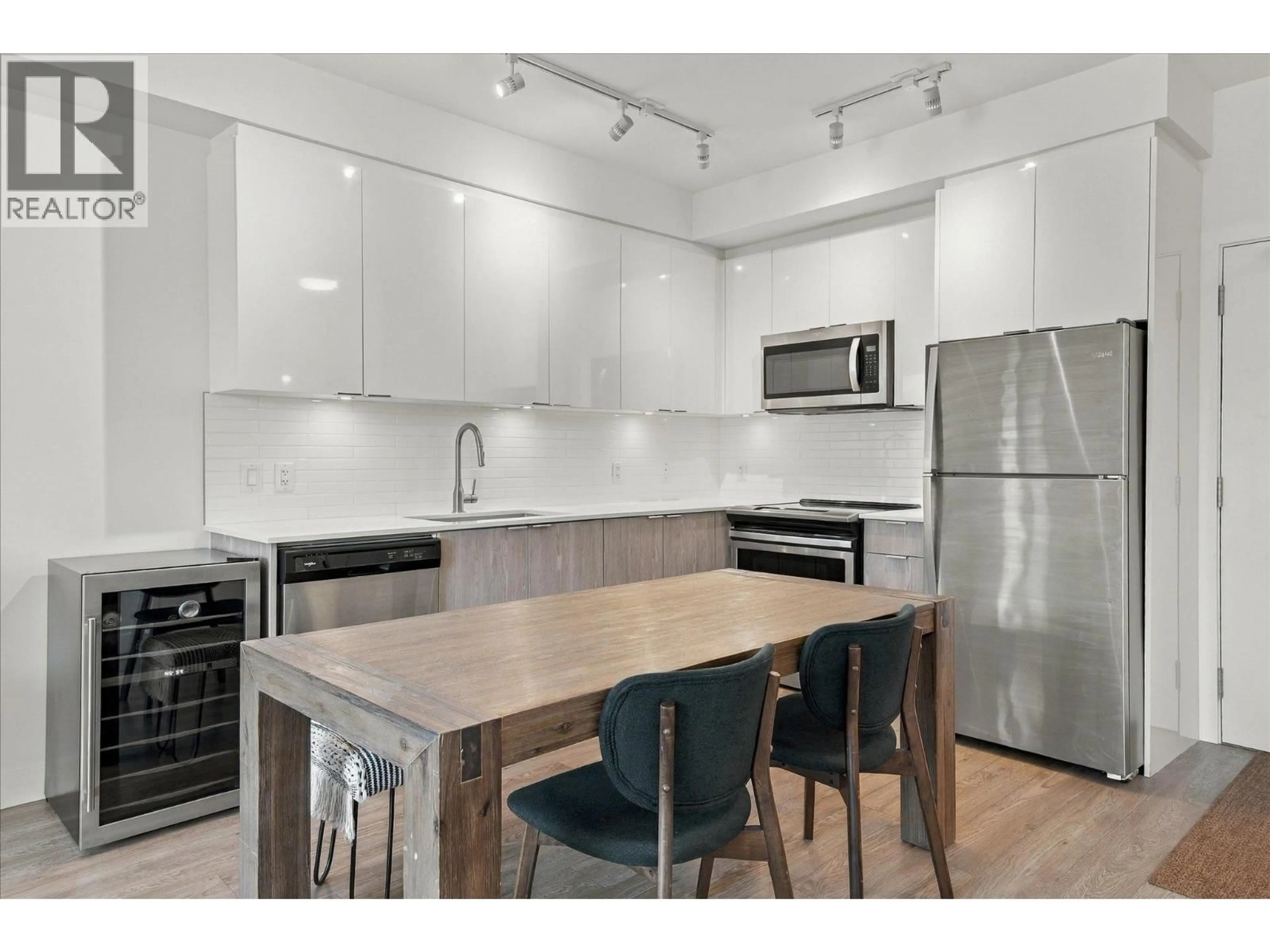 Unknown for 324 37881 CLEVELAND AVENUE, Squamish British Columbia V8B0Z7