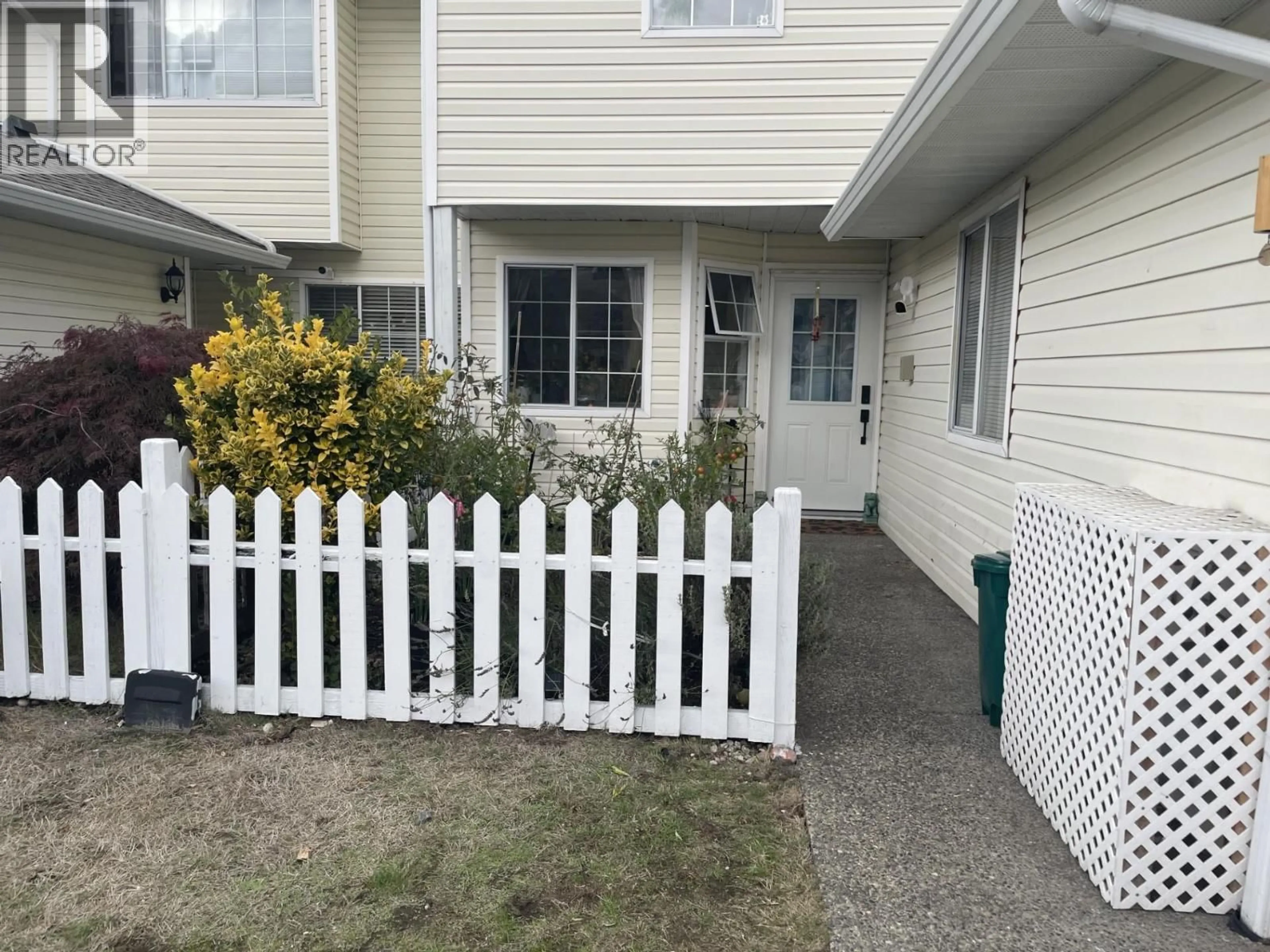 Unknown for 405 - 20675 118TH AVENUE, Maple Ridge British Columbia V2X0K4