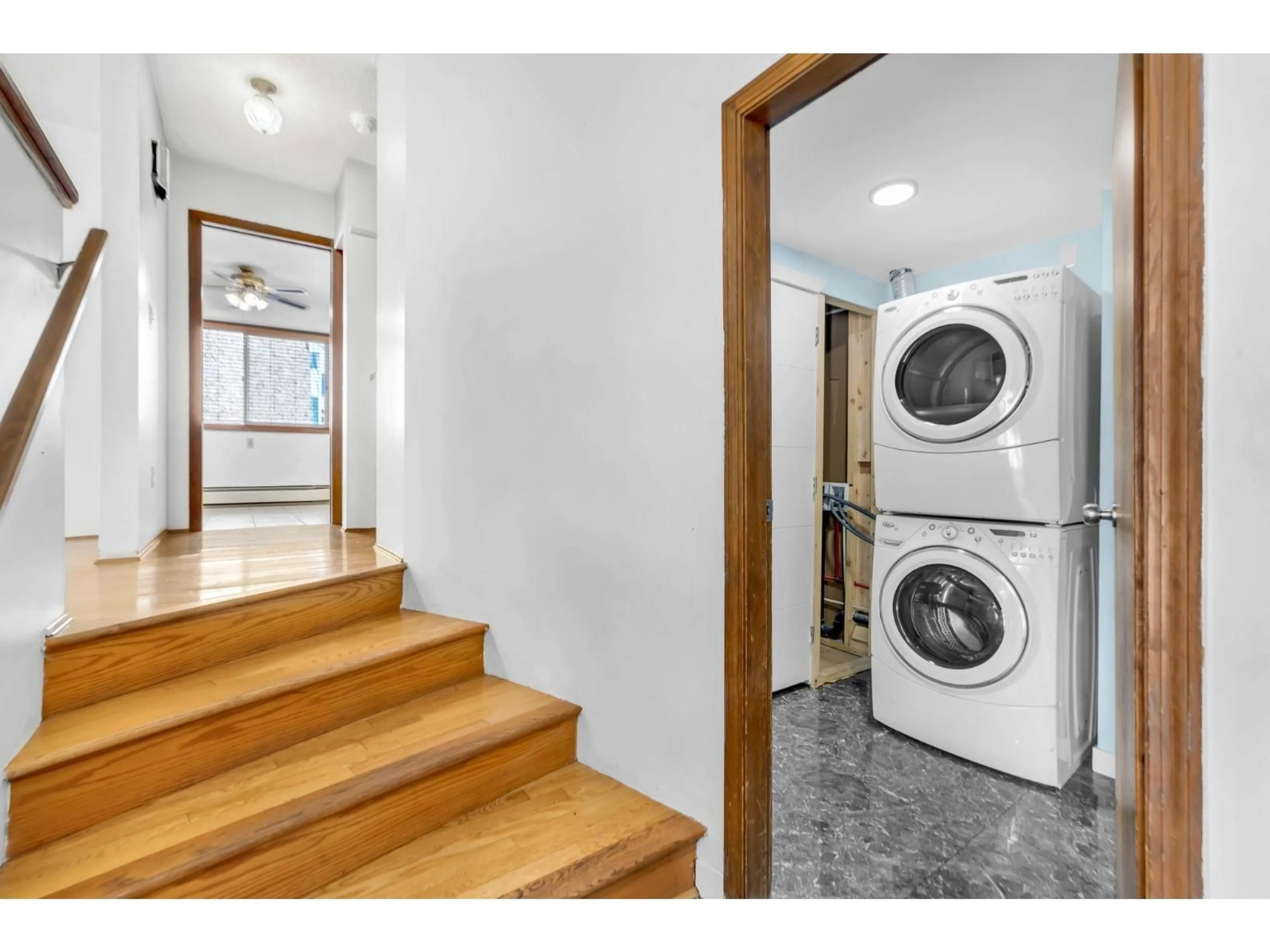 Laundry room for 12881 CARLUKE CRESCENT, Surrey British Columbia V3V6Y9