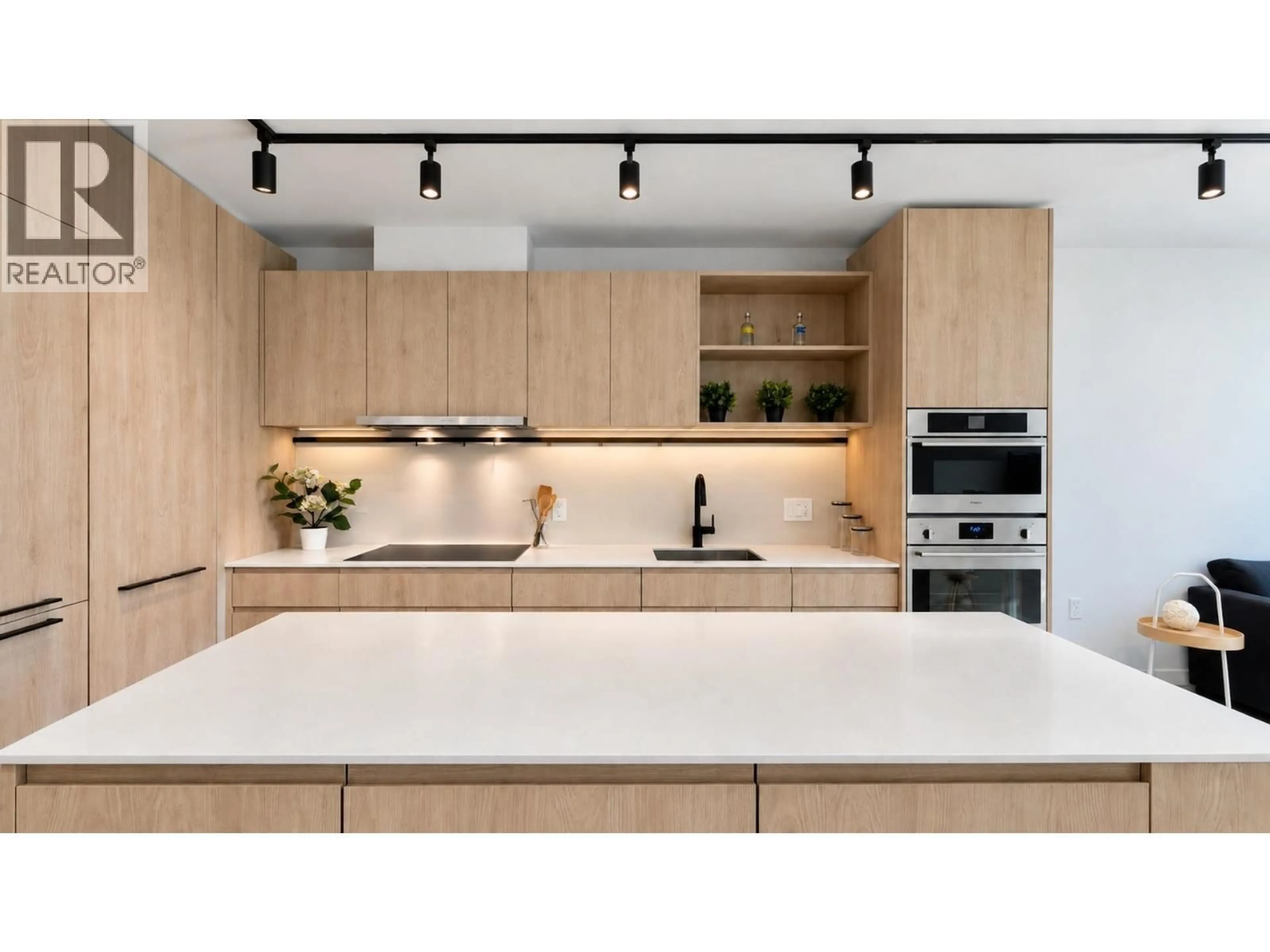 Contemporary kitchen, unknown for 406 - 3996 DUMFRIES STREET, Vancouver British Columbia V5N0J1