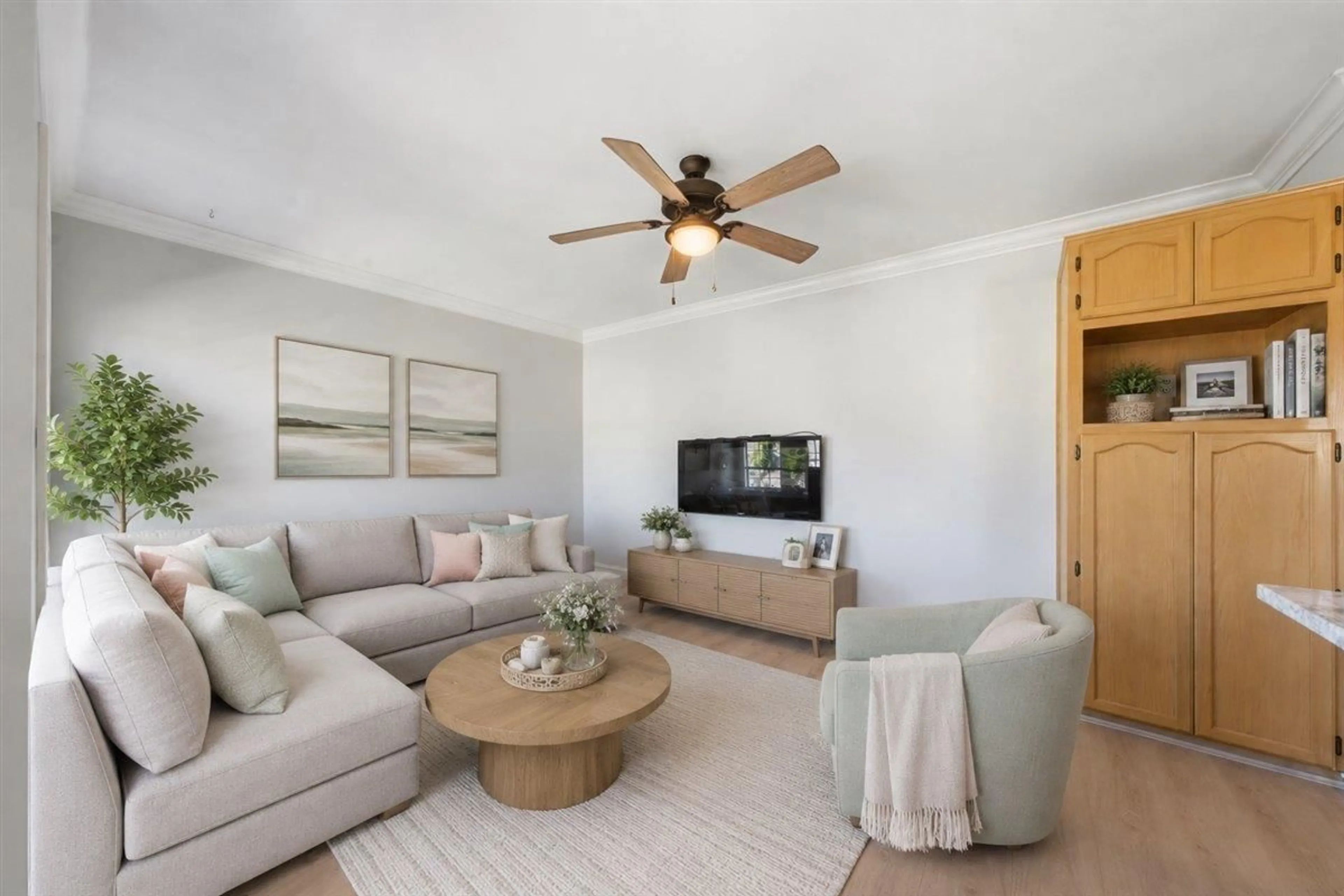 Living room with furniture, unknown for 21 - 5750 174 STREET, Surrey British Columbia V3S7K3