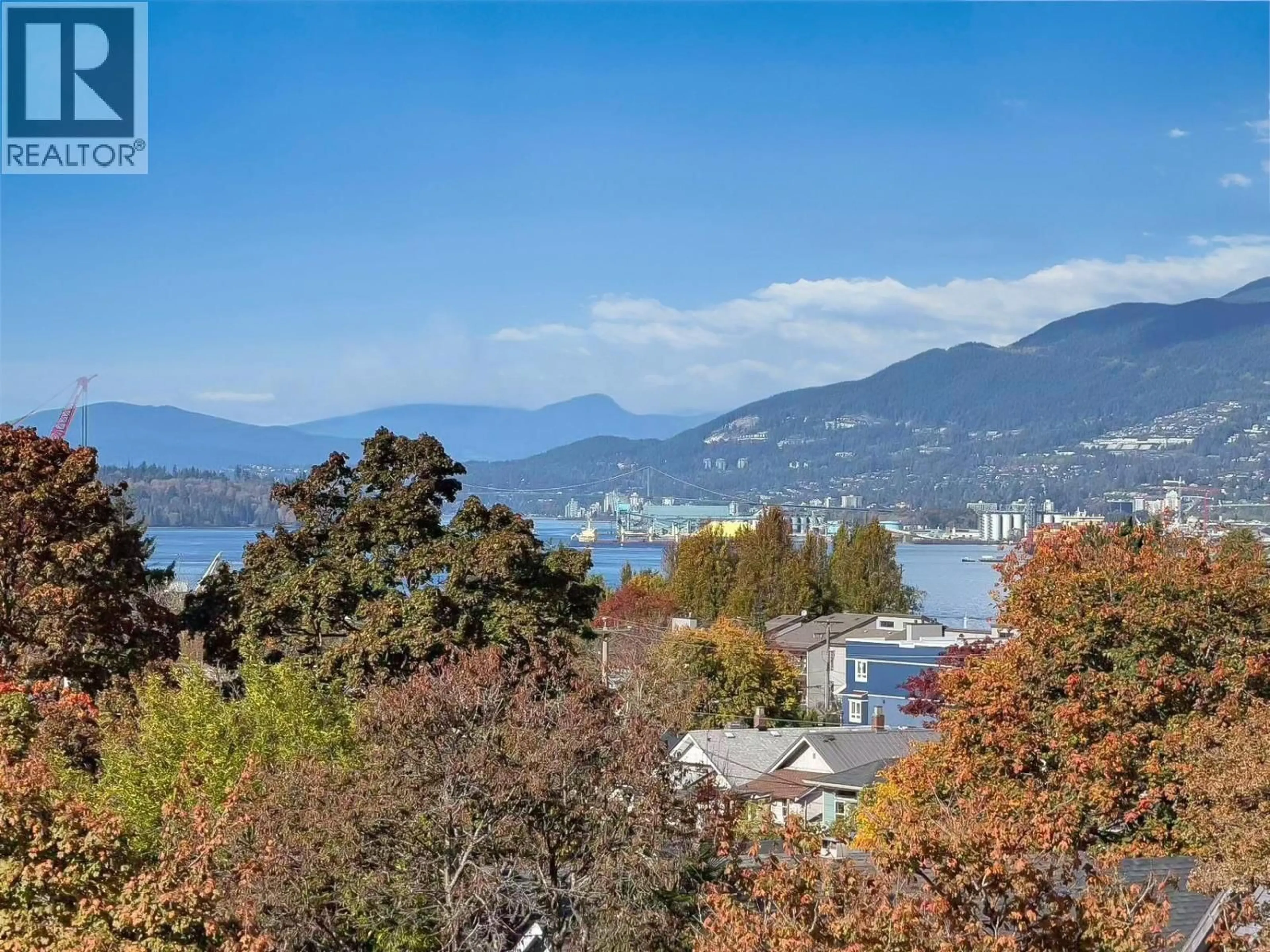 Unknown for 1 - 2554 DUNDAS STREET, Vancouver British Columbia V5K1P8