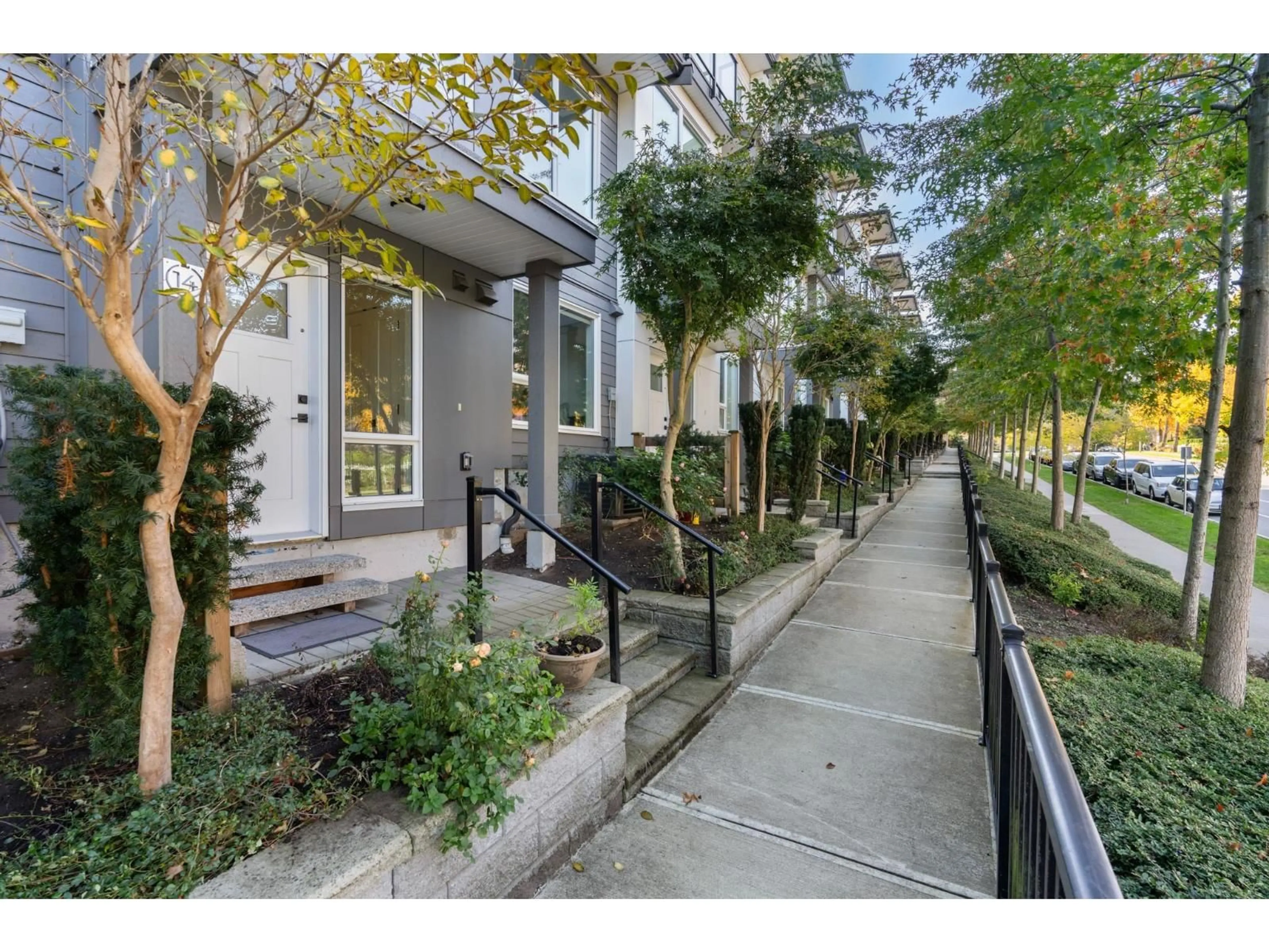 Patio, street for 14 - 15030 28 AVENUE, Surrey British Columbia V4P0H3