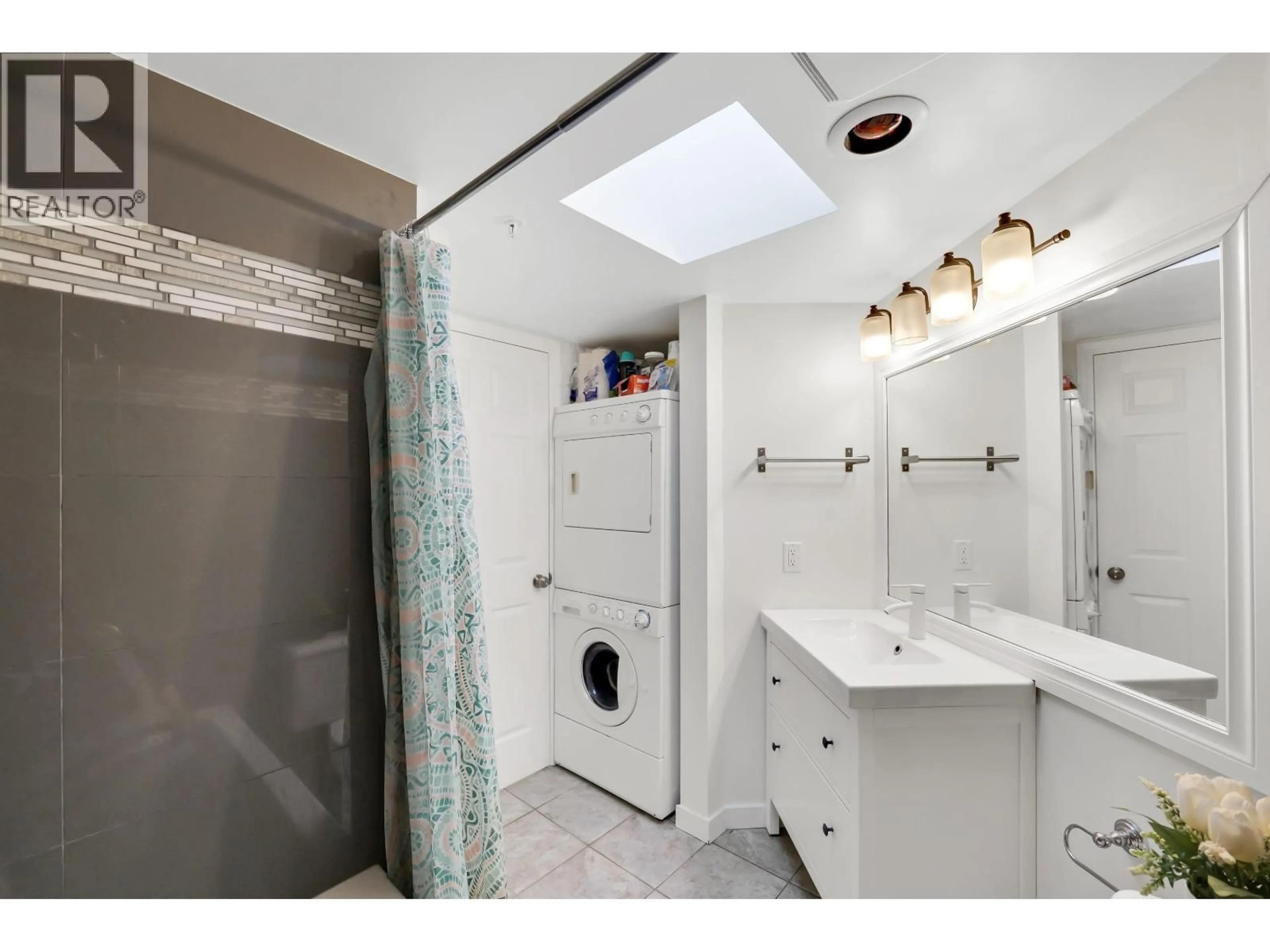 Standard bathroom, ceramic/tile floor for B307 - 40120 WILLOW CRESCENT, Squamish British Columbia V8B0L7