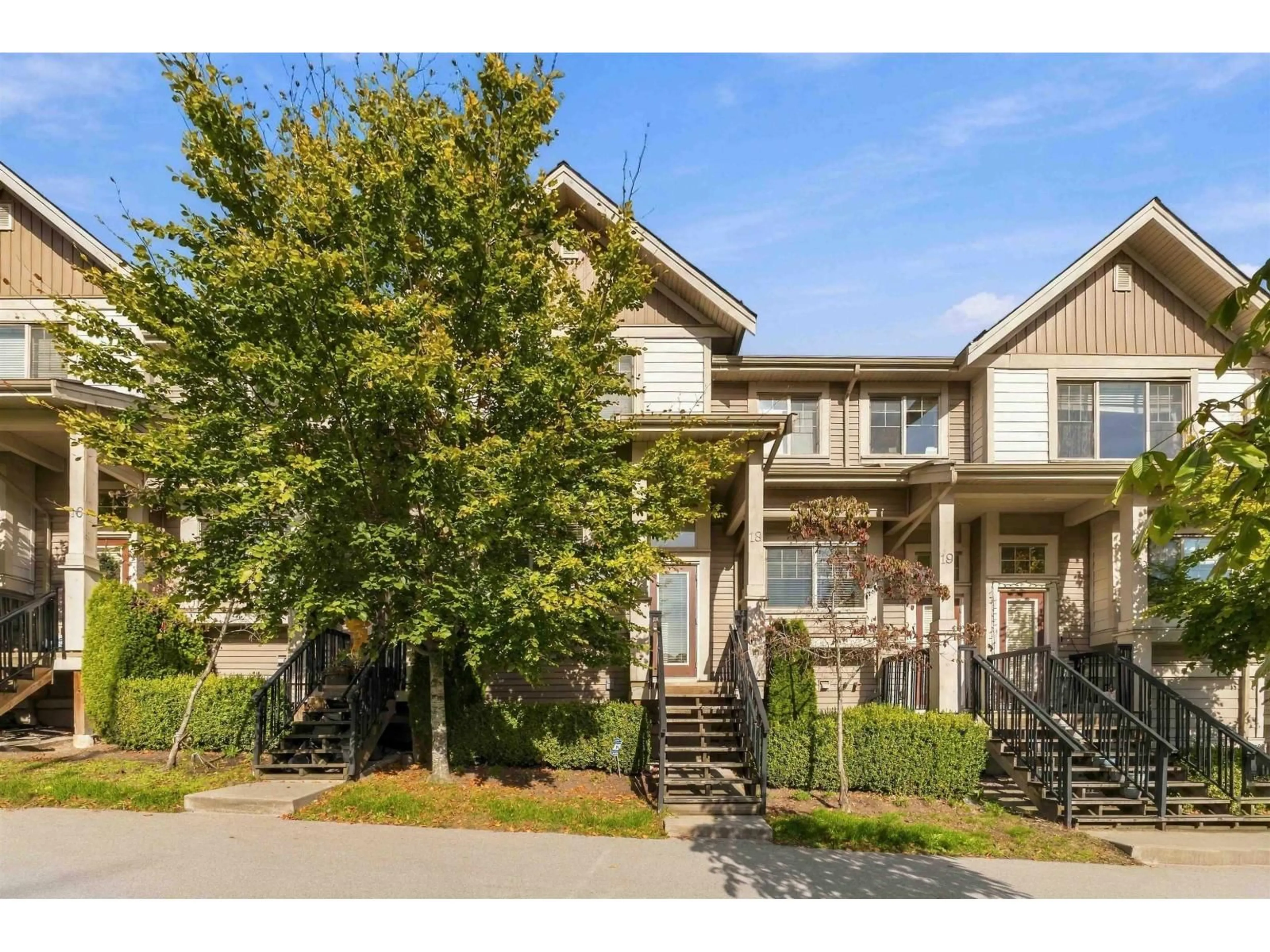 Unknown for 18 - 19097 64 AVENUE, Surrey British Columbia V3S6X5