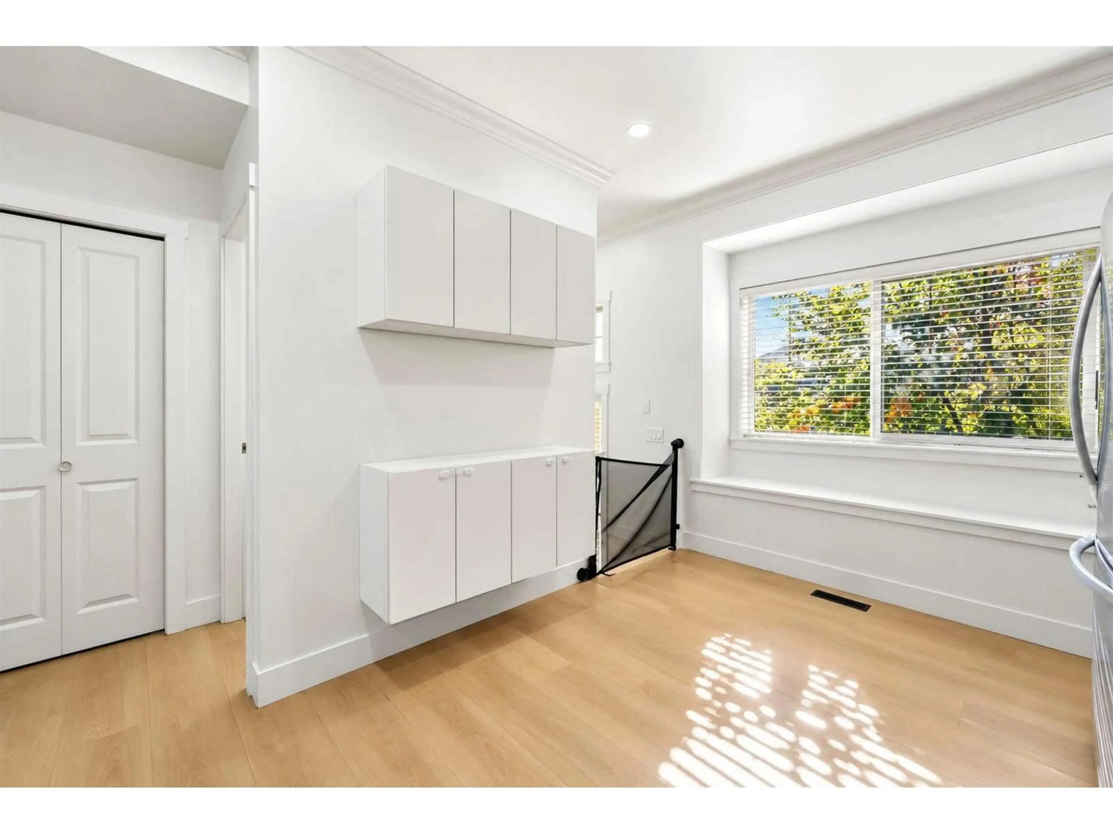 Unknown for 18 - 19097 64 AVENUE, Surrey British Columbia V3S6X5