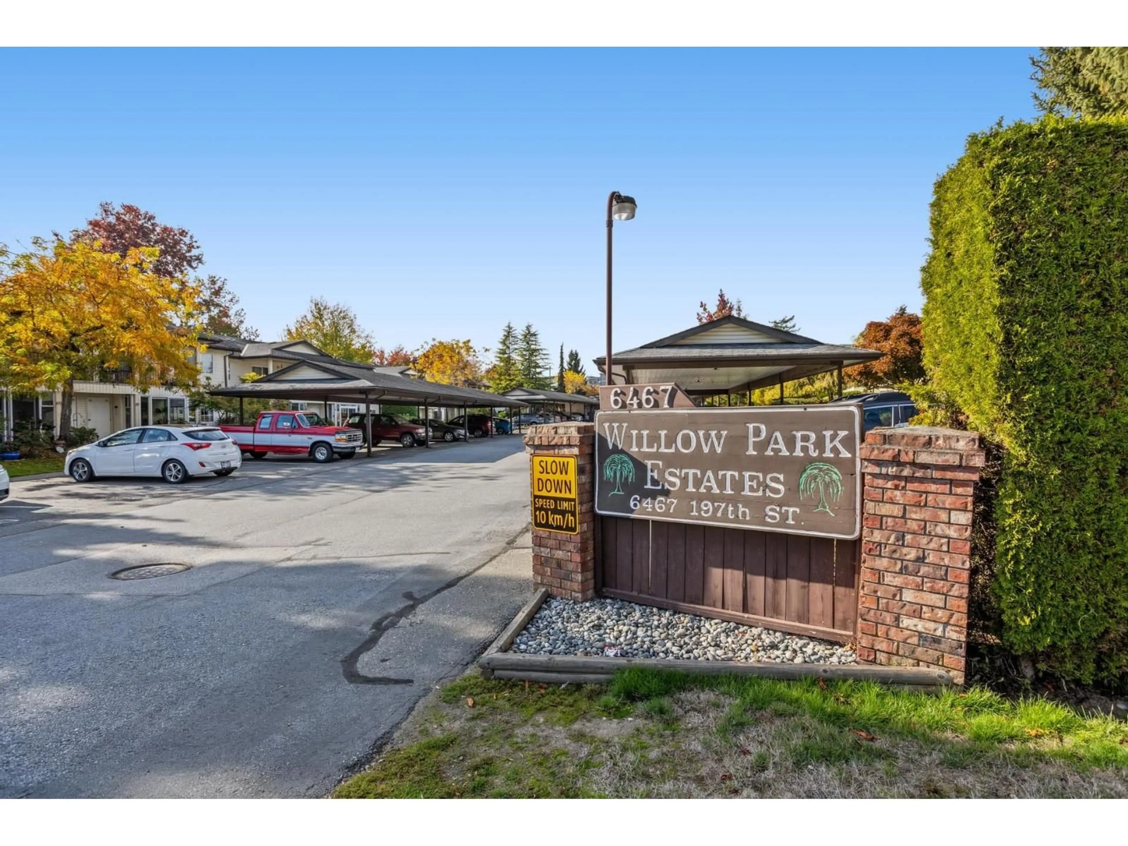 Unknown for 46 - 6467 197 STREET, Langley British Columbia V2Y1K7