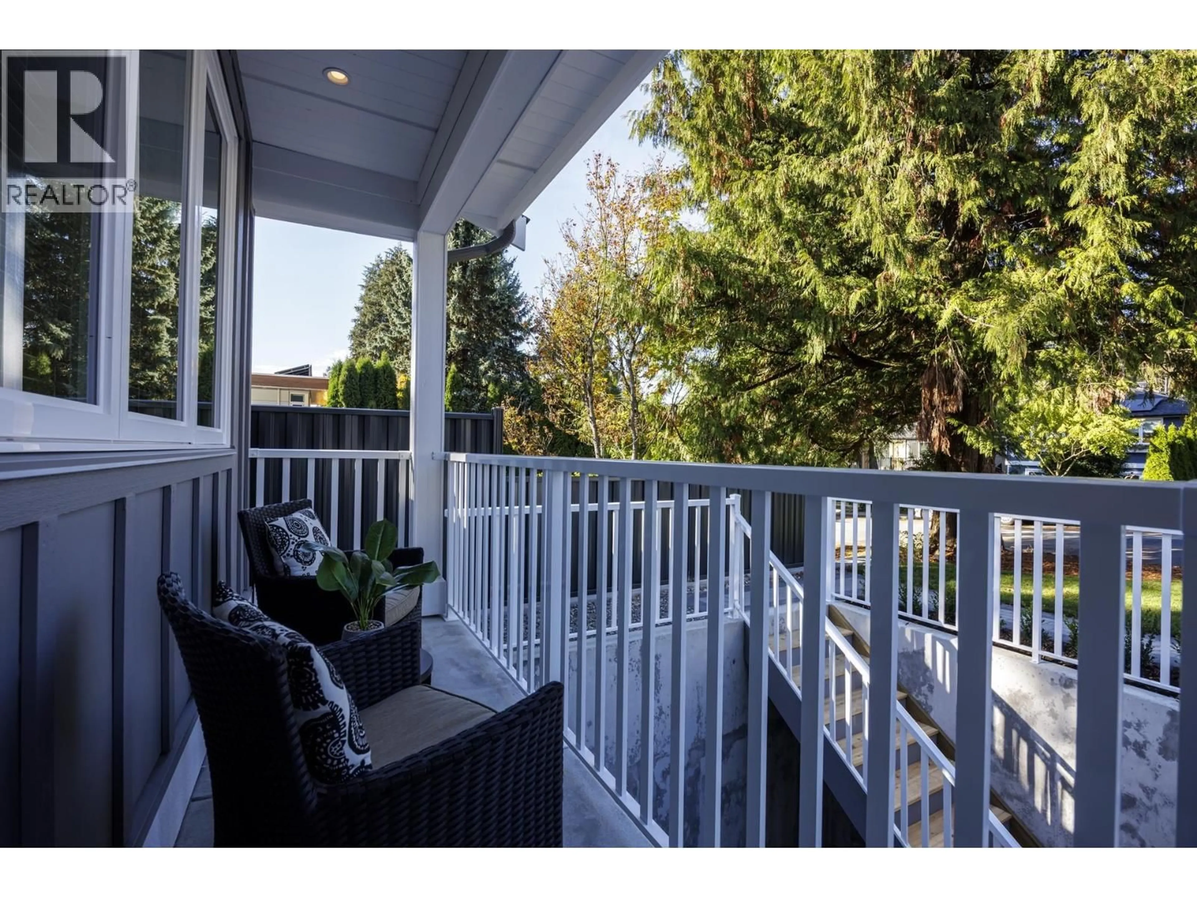 Patio, unknown for 357 22ND STREET, North Vancouver British Columbia V7L3C8