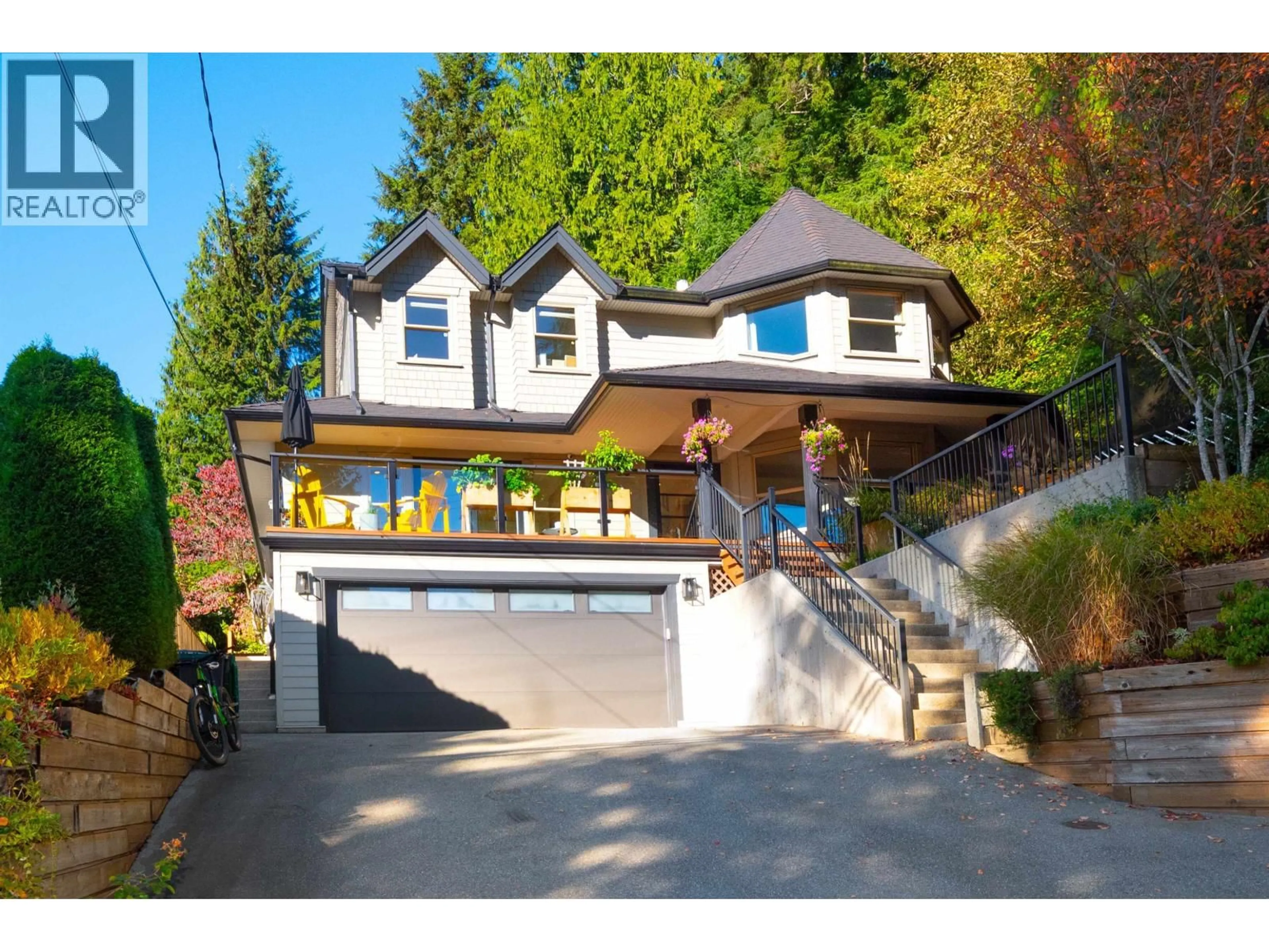 Unknown for 4592 COVE CLIFF ROAD, North Vancouver British Columbia V7G1H6