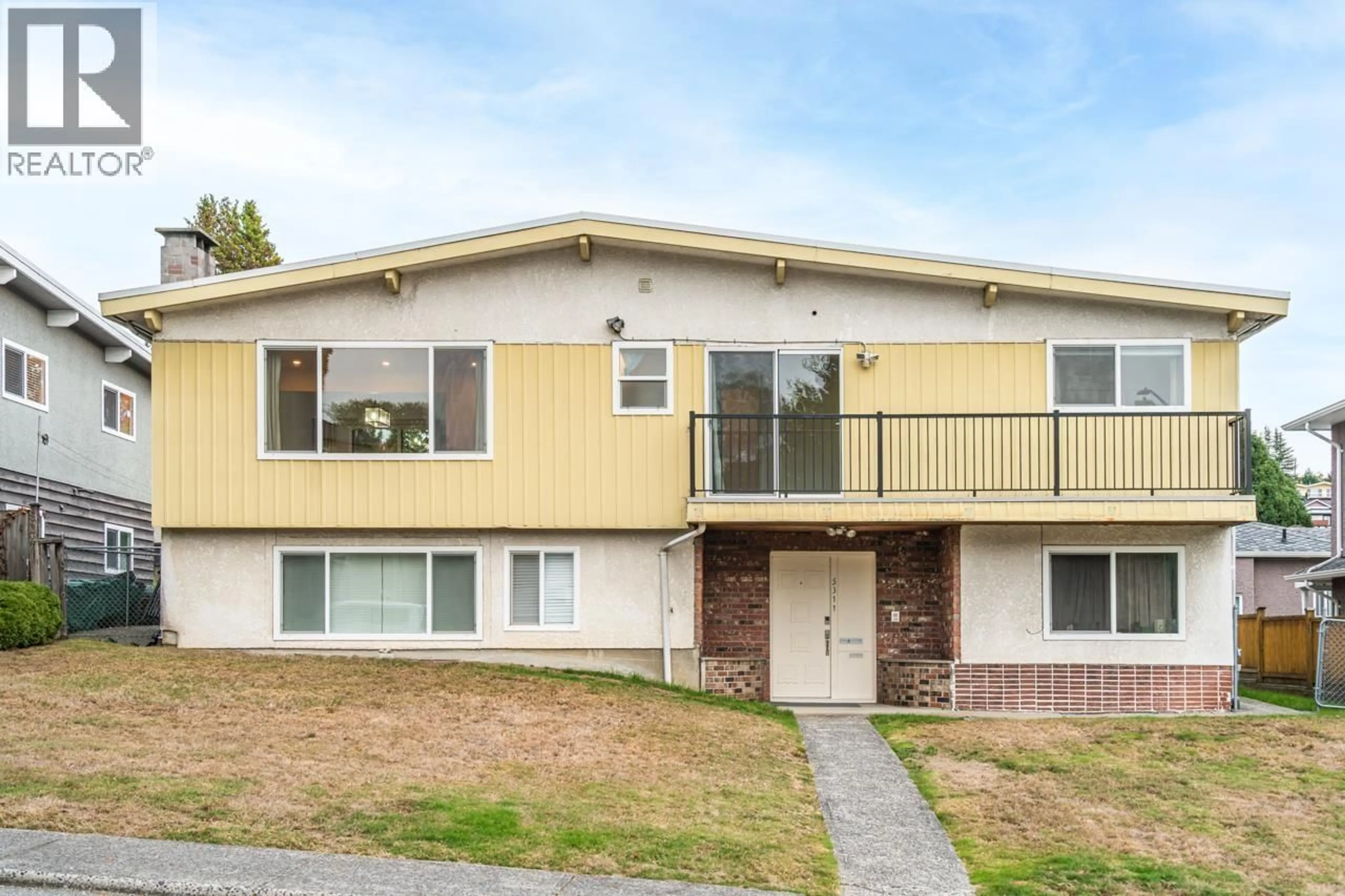 Home with vinyl exterior material, street for 5311 MEADEDALE DRIVE, Burnaby British Columbia V5B2E6