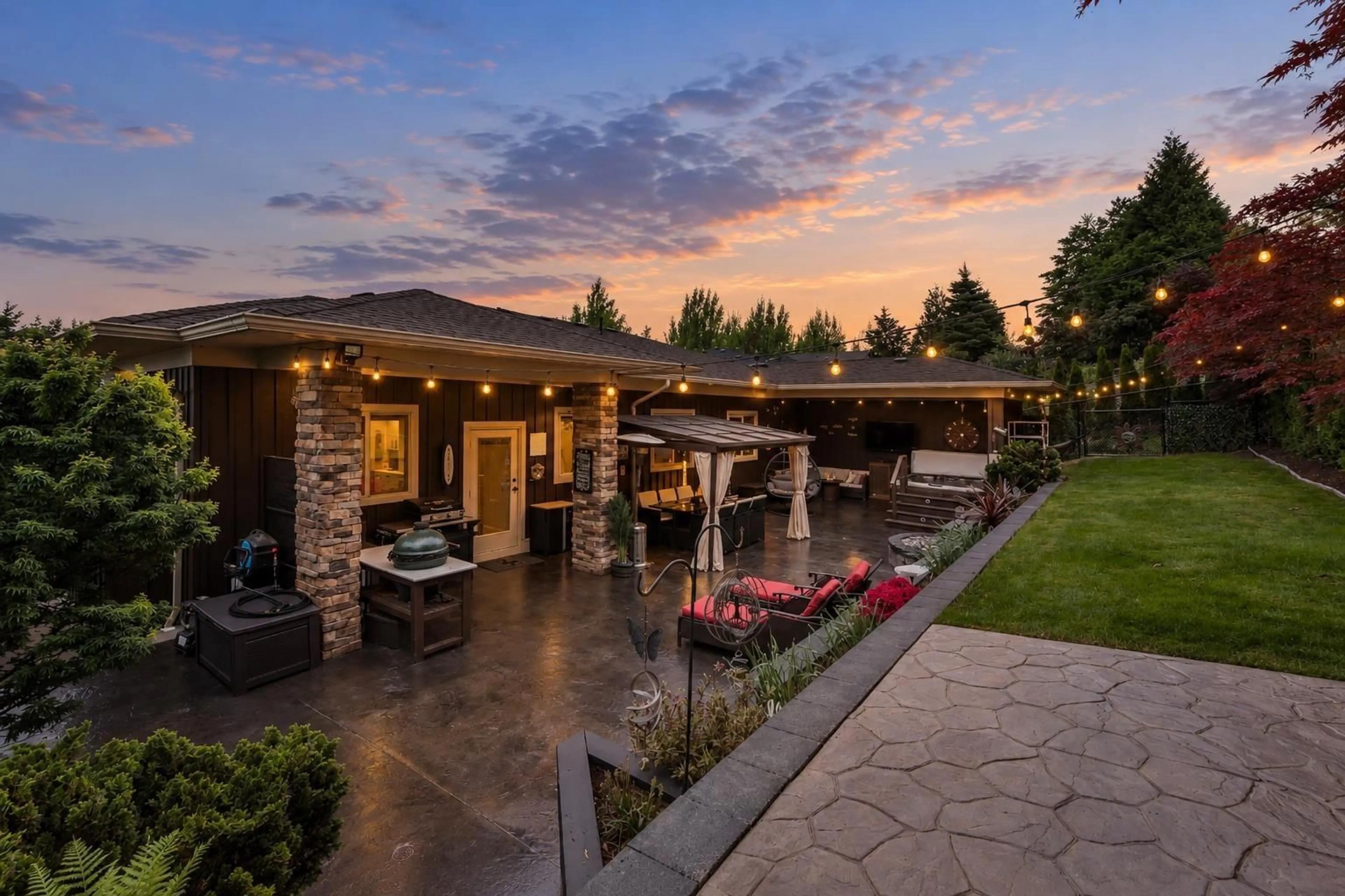 Patio, mountain view for 152 - 51075 FALLS COURT, Chilliwack British Columbia V4Z1K7