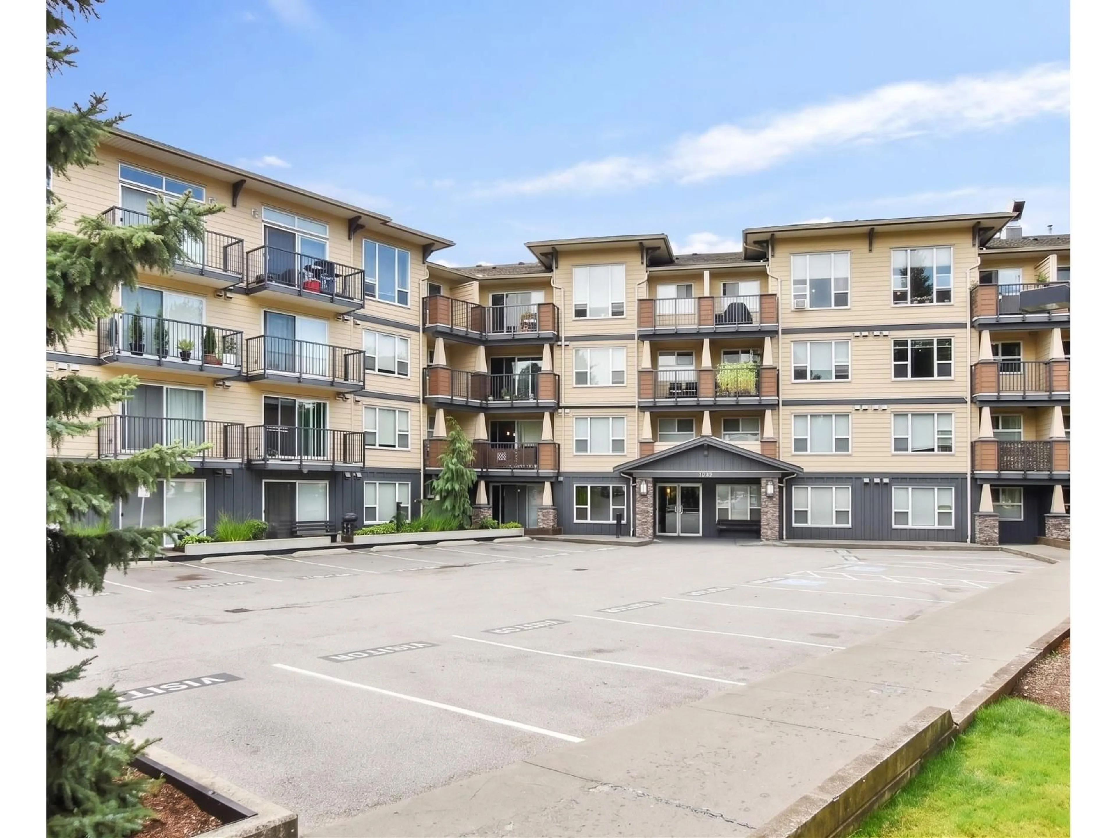 Patio, unknown for 424 - 2565 CAMPBELL AVENUE, Abbotsford British Columbia V2S0E3
