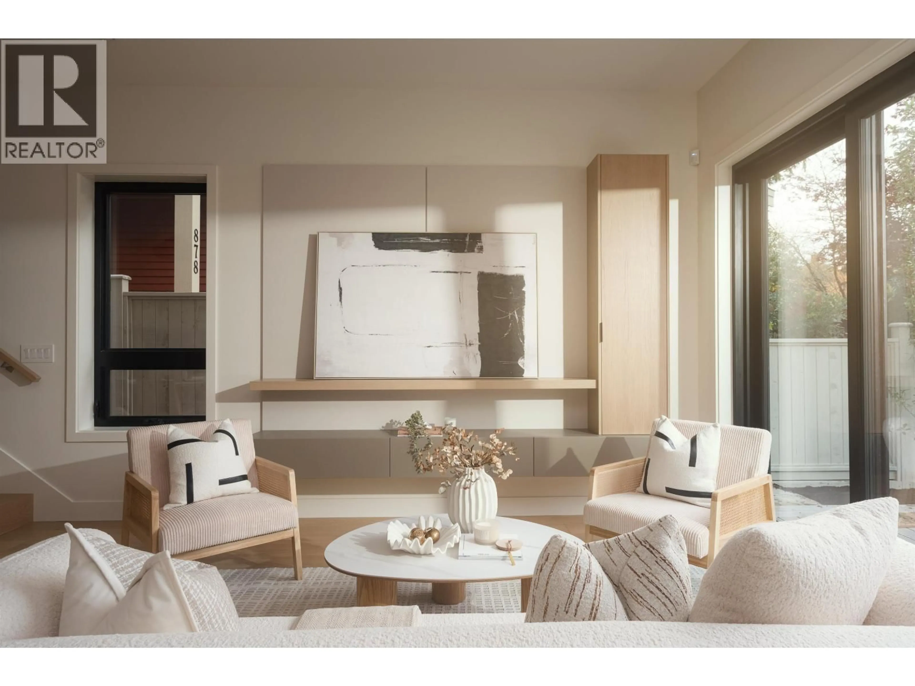 Living room with furniture, unknown for 1 - 882 13 AVENUE, Vancouver British Columbia V5T2L5