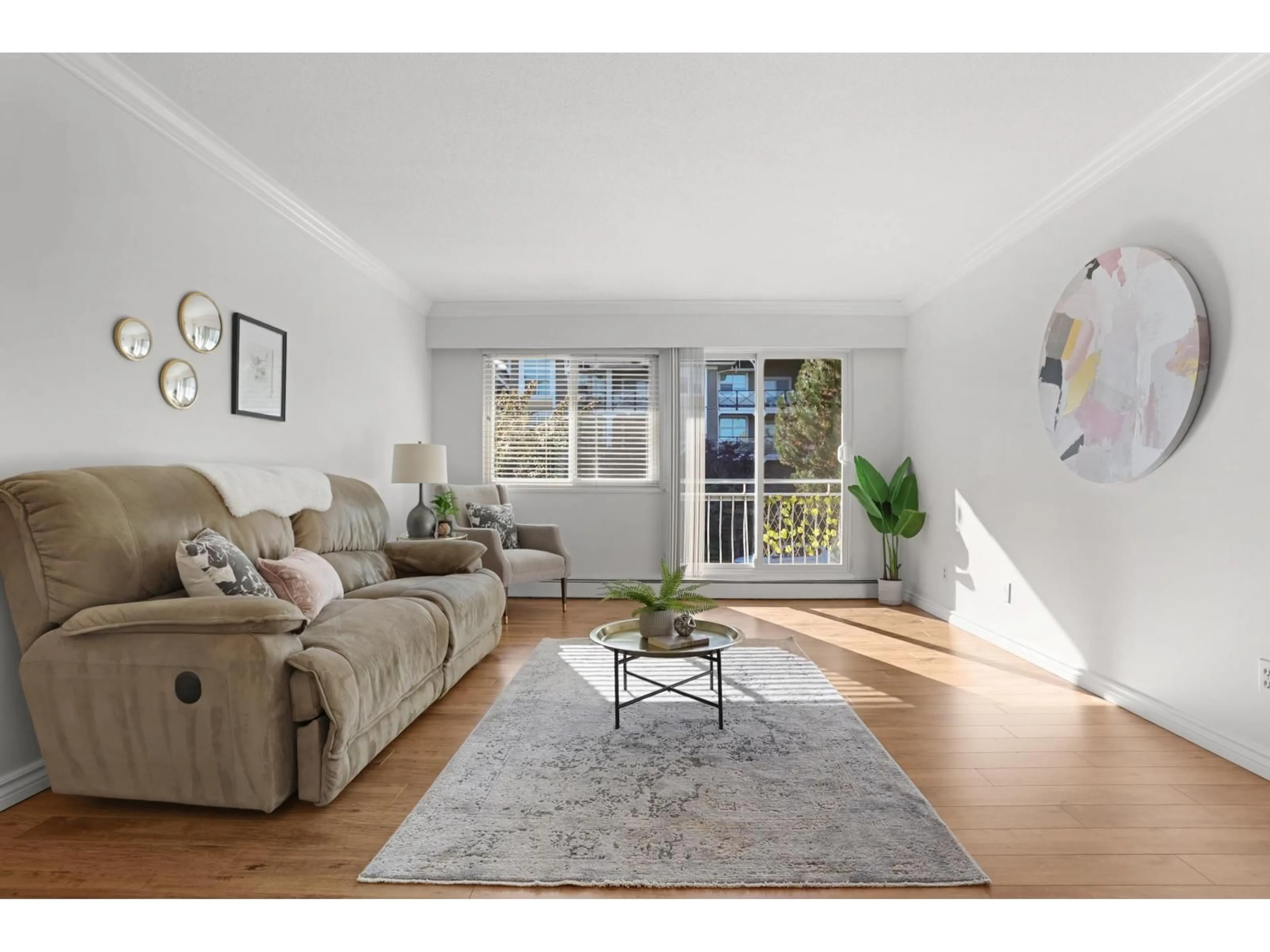 Living room with furniture, wood/laminate floor for 218 - 17707 57A AVENUE, Surrey British Columbia V3S1J2