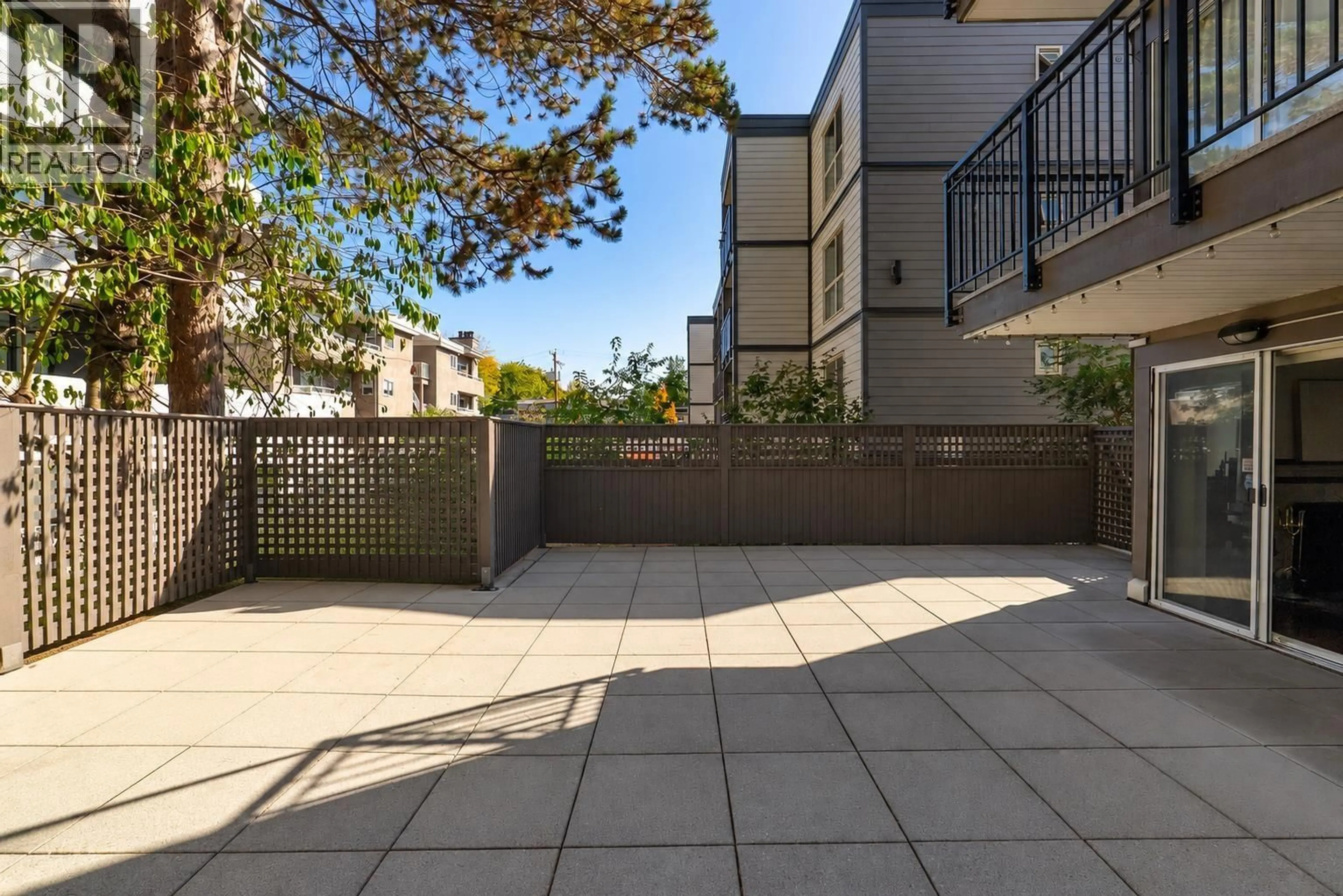 Patio, street for 104 - 555 14TH AVENUE, Vancouver British Columbia V5Z4G8